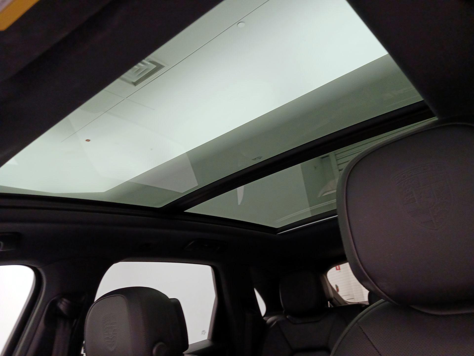 Thumbnail: 2021 Porsche Cayenne - 19