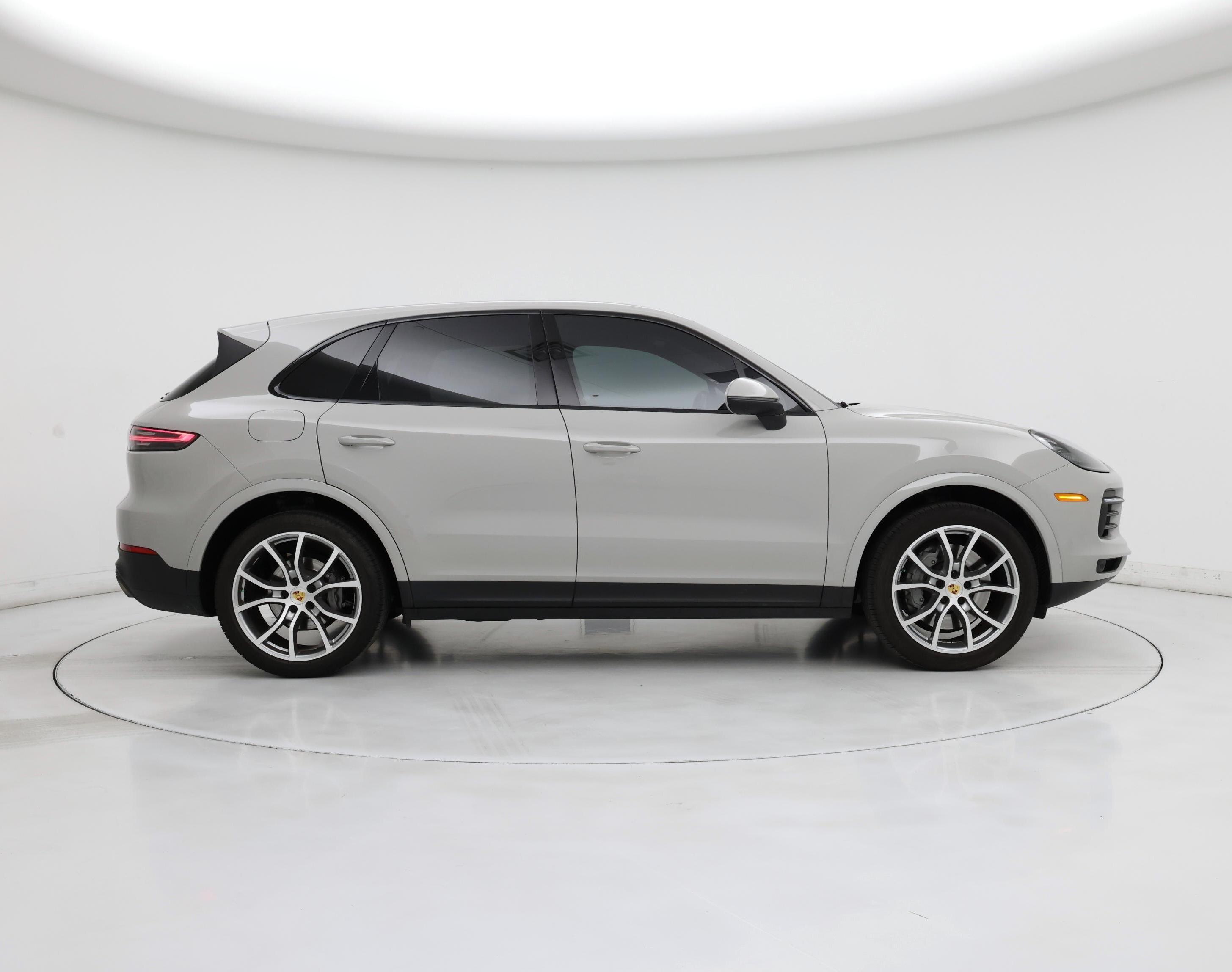 Thumbnail: 2021 Porsche Cayenne - 7