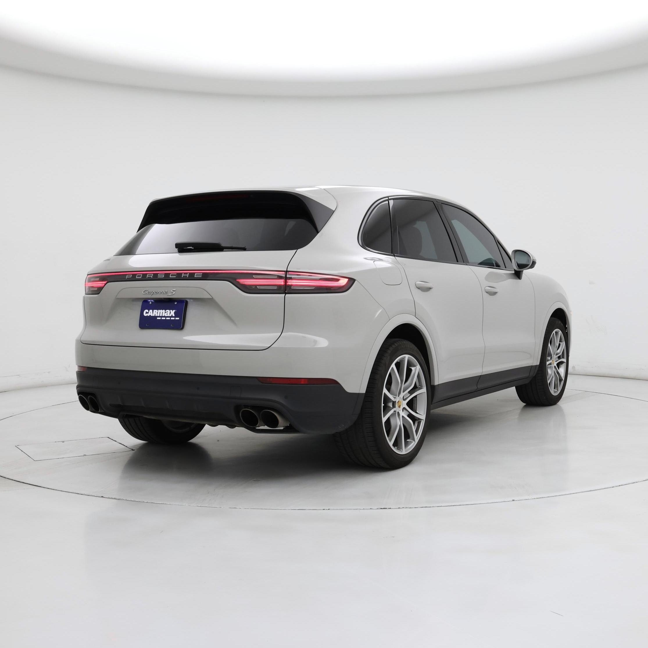 Thumbnail: 2021 Porsche Cayenne - 8