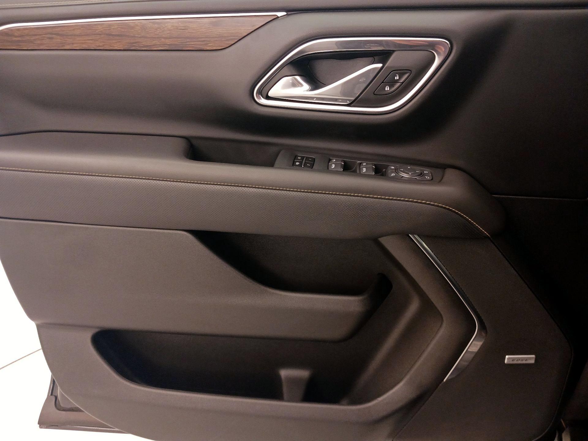 Thumbnail: 2023 Chevrolet Tahoe - 12