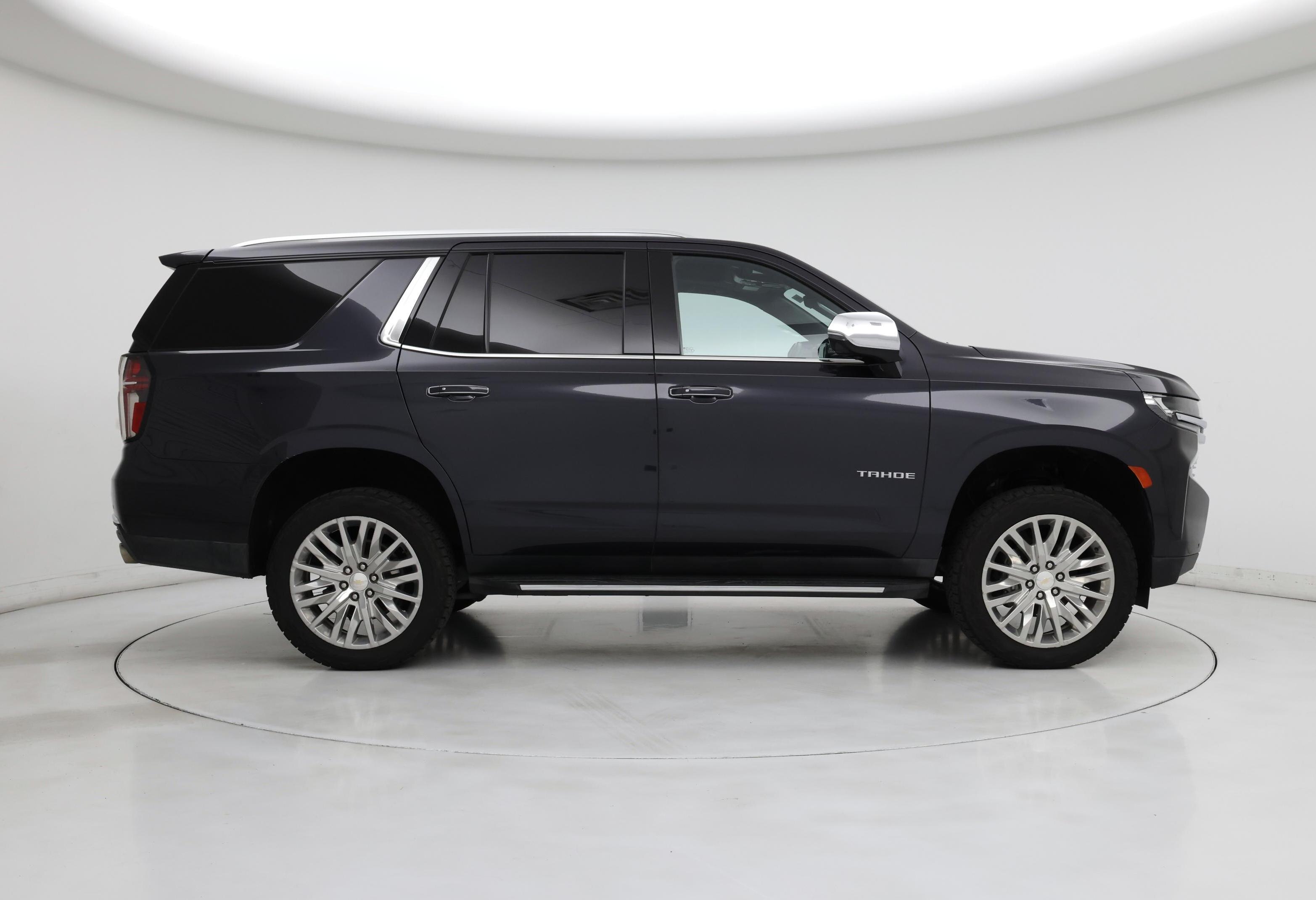 Thumbnail: 2023 Chevrolet Tahoe - 7