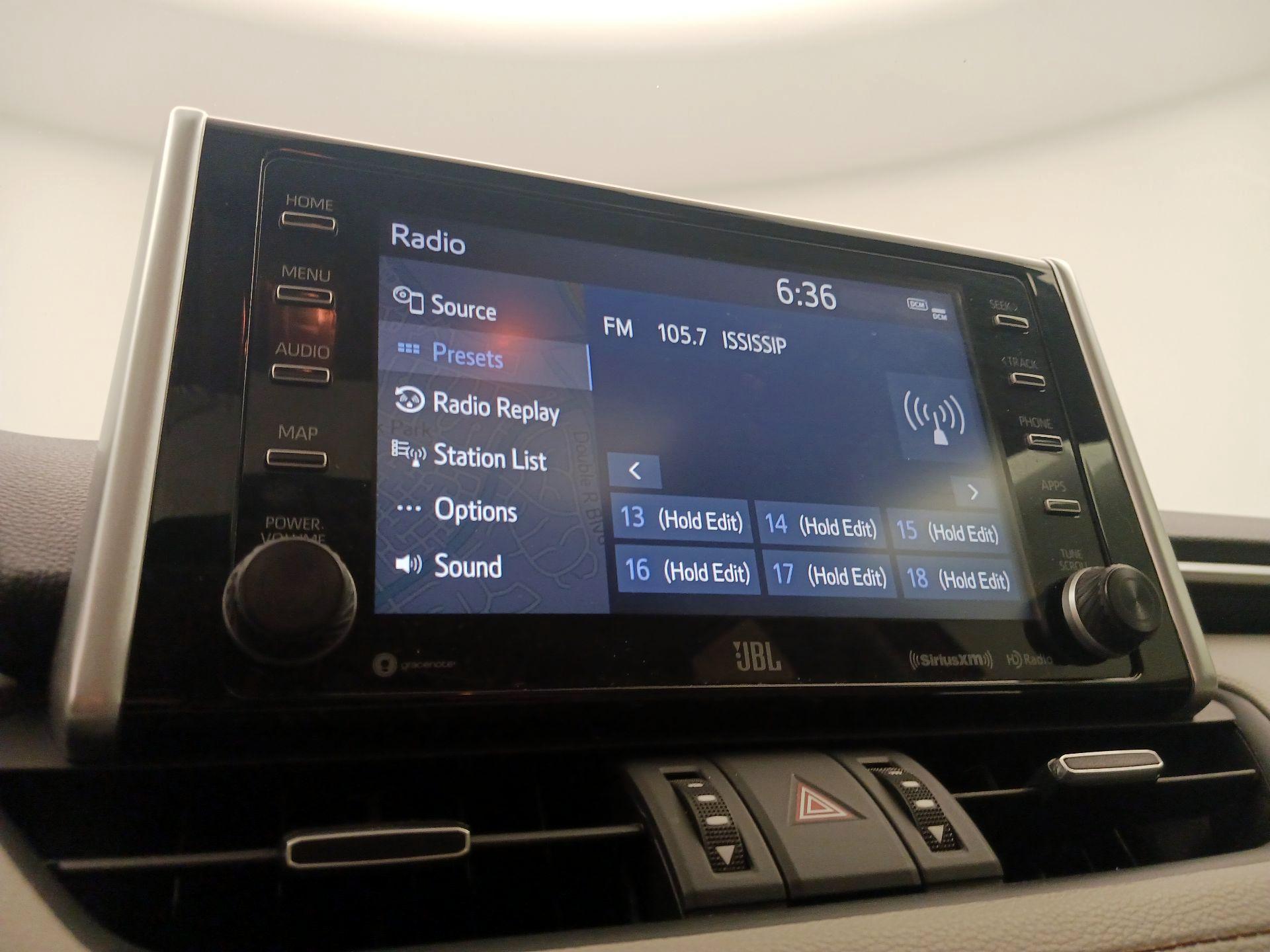Thumbnail: 2021 Toyota RAV4 - 16