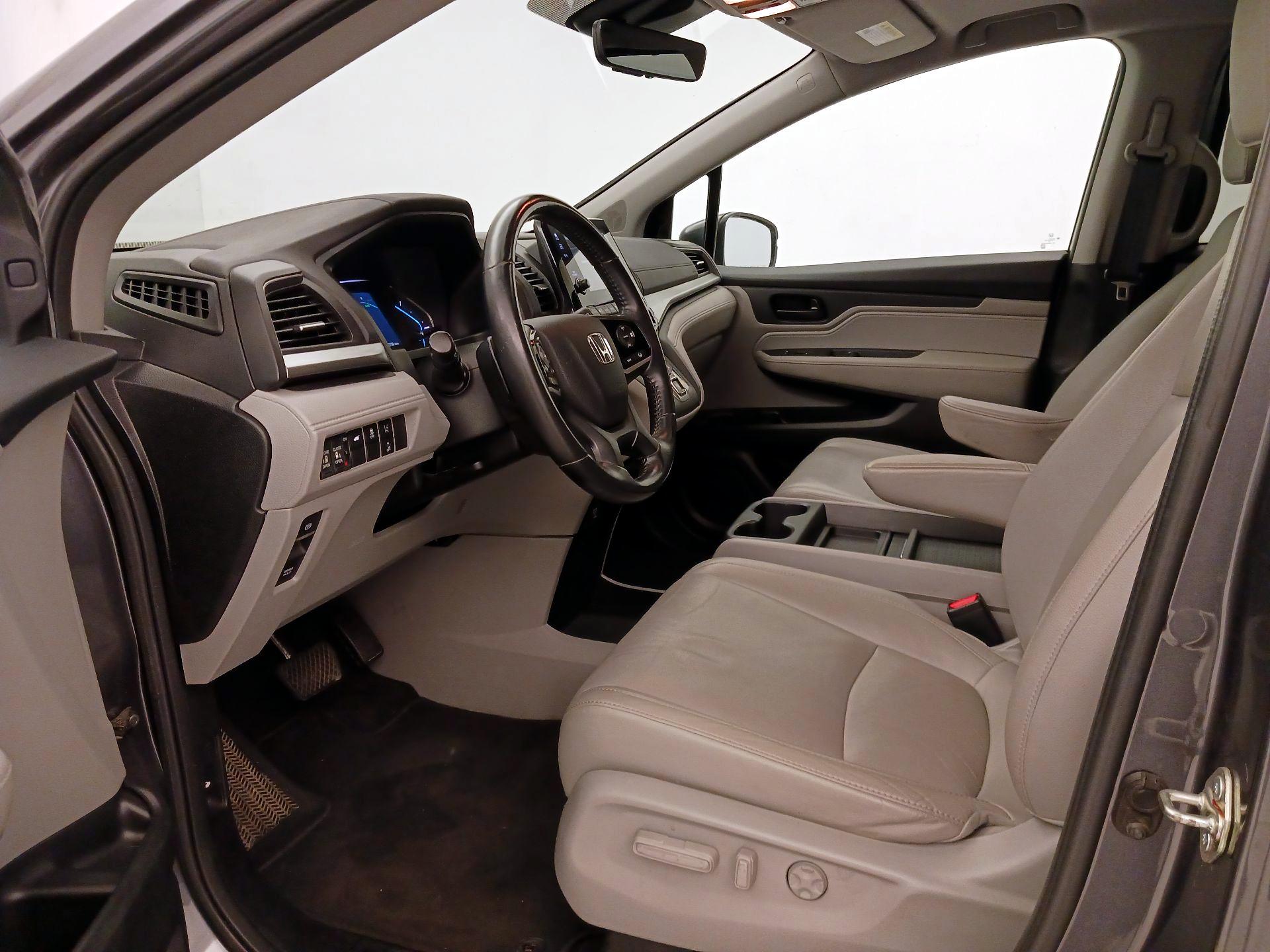 Thumbnail: 2019 Honda Odyssey - 11