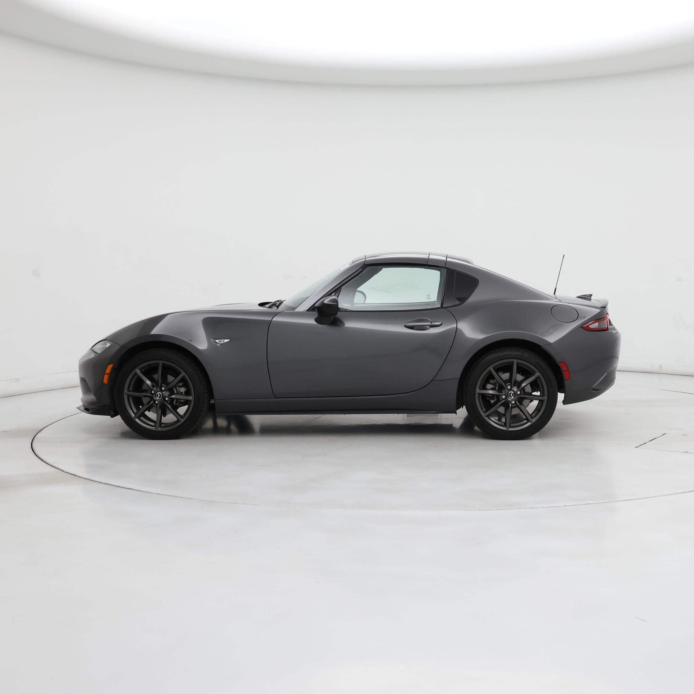 Thumbnail: 2017 Mazda MX-5 Miata - 3