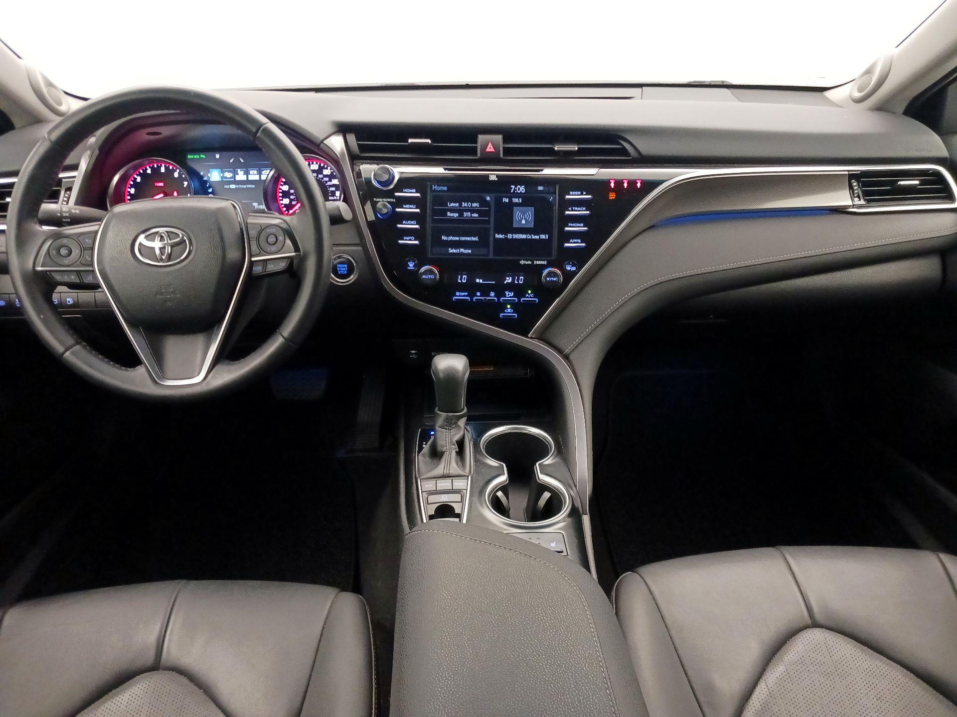 Thumbnail: 2018 Toyota Camry - 9