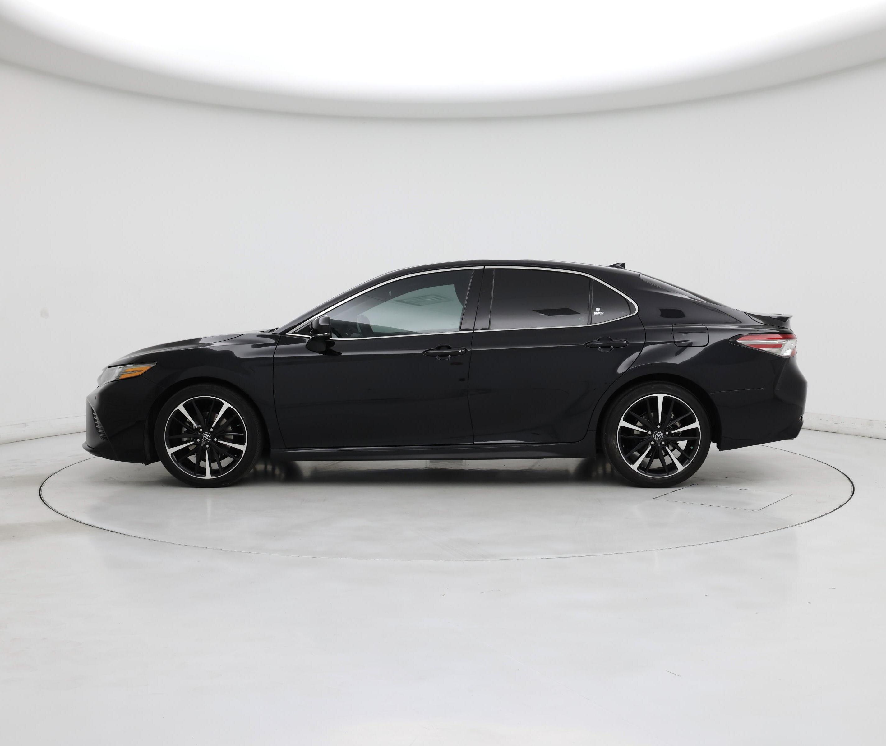 Thumbnail: 2018 Toyota Camry - 3