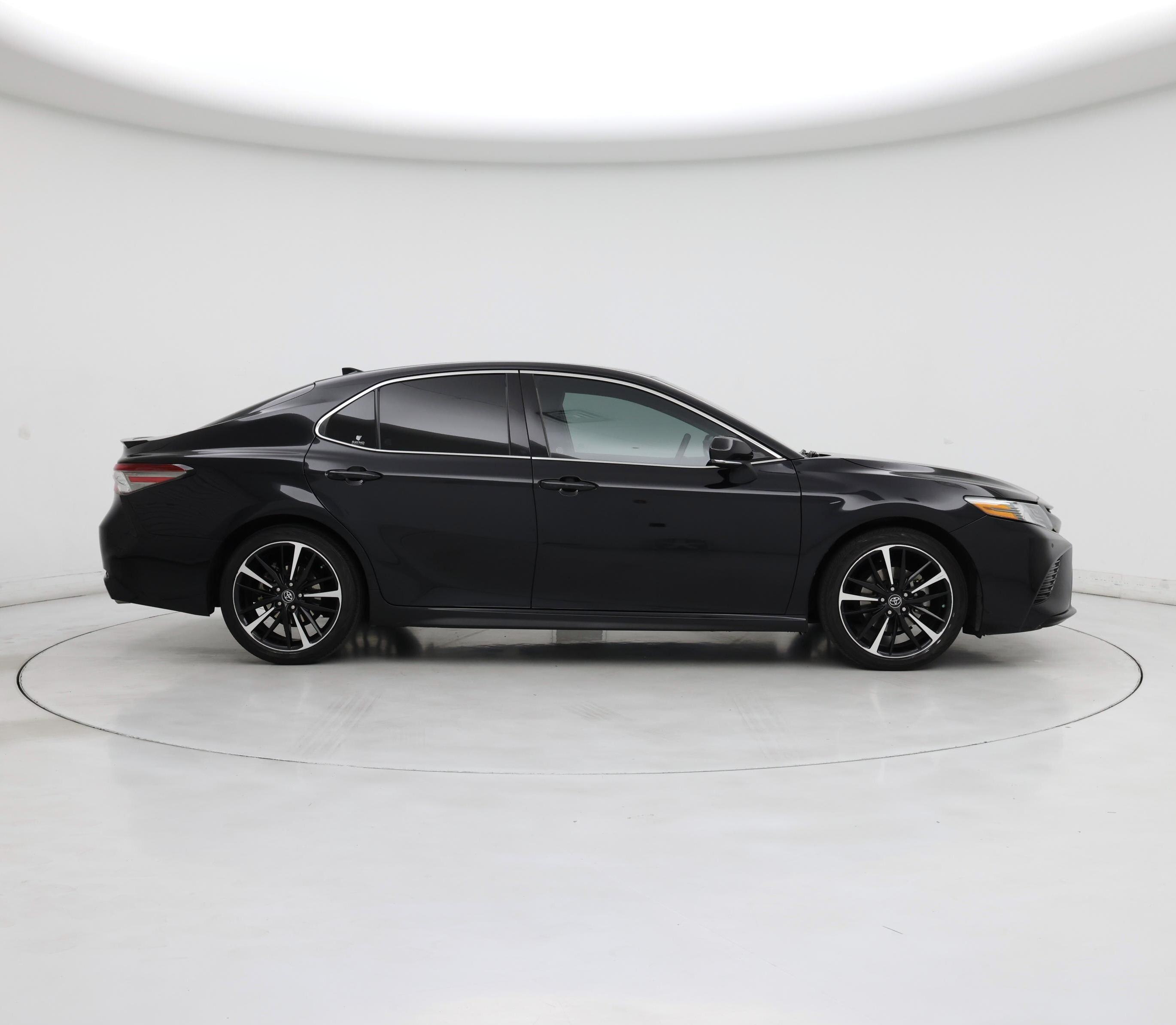 Thumbnail: 2018 Toyota Camry - 7