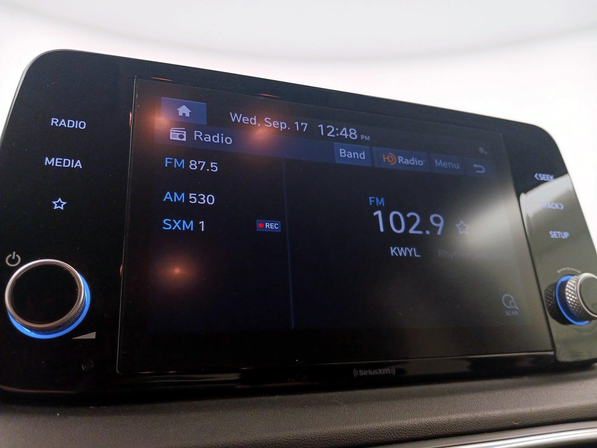 Thumbnail: 2022 Hyundai Santa Fe - 15