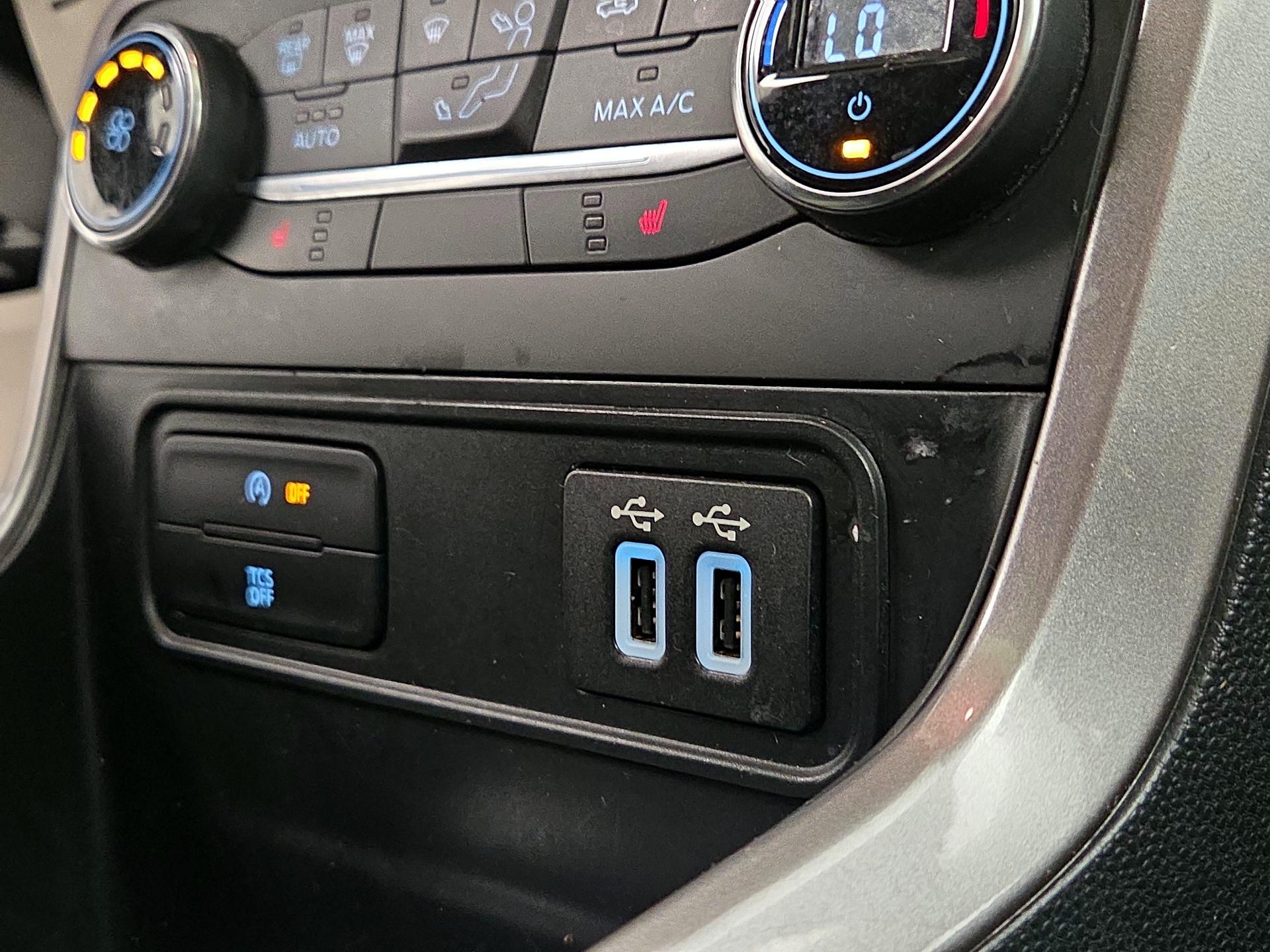 Thumbnail: 2019 Ford EcoSport - 19