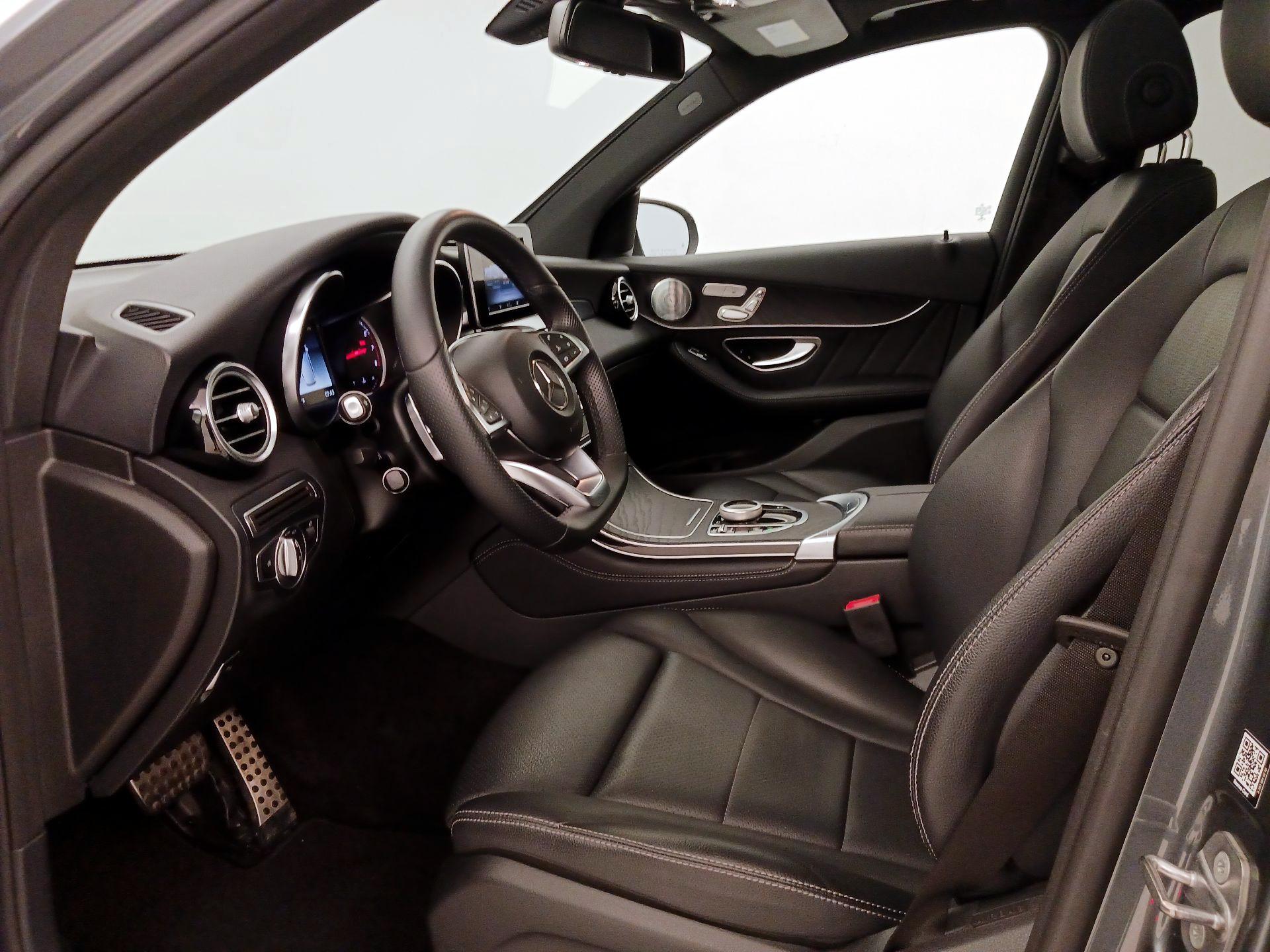 Thumbnail: 2018 Mercedes-Benz GLC - 11