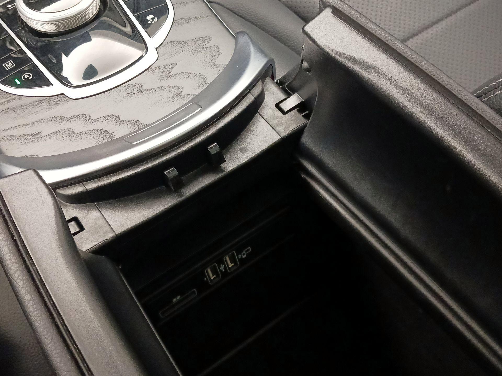 Thumbnail: 2018 Mercedes-Benz GLC - 18