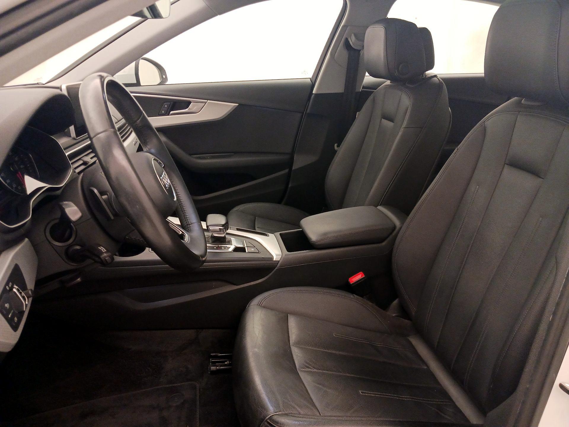 Thumbnail: 2017 Audi A4 - 11