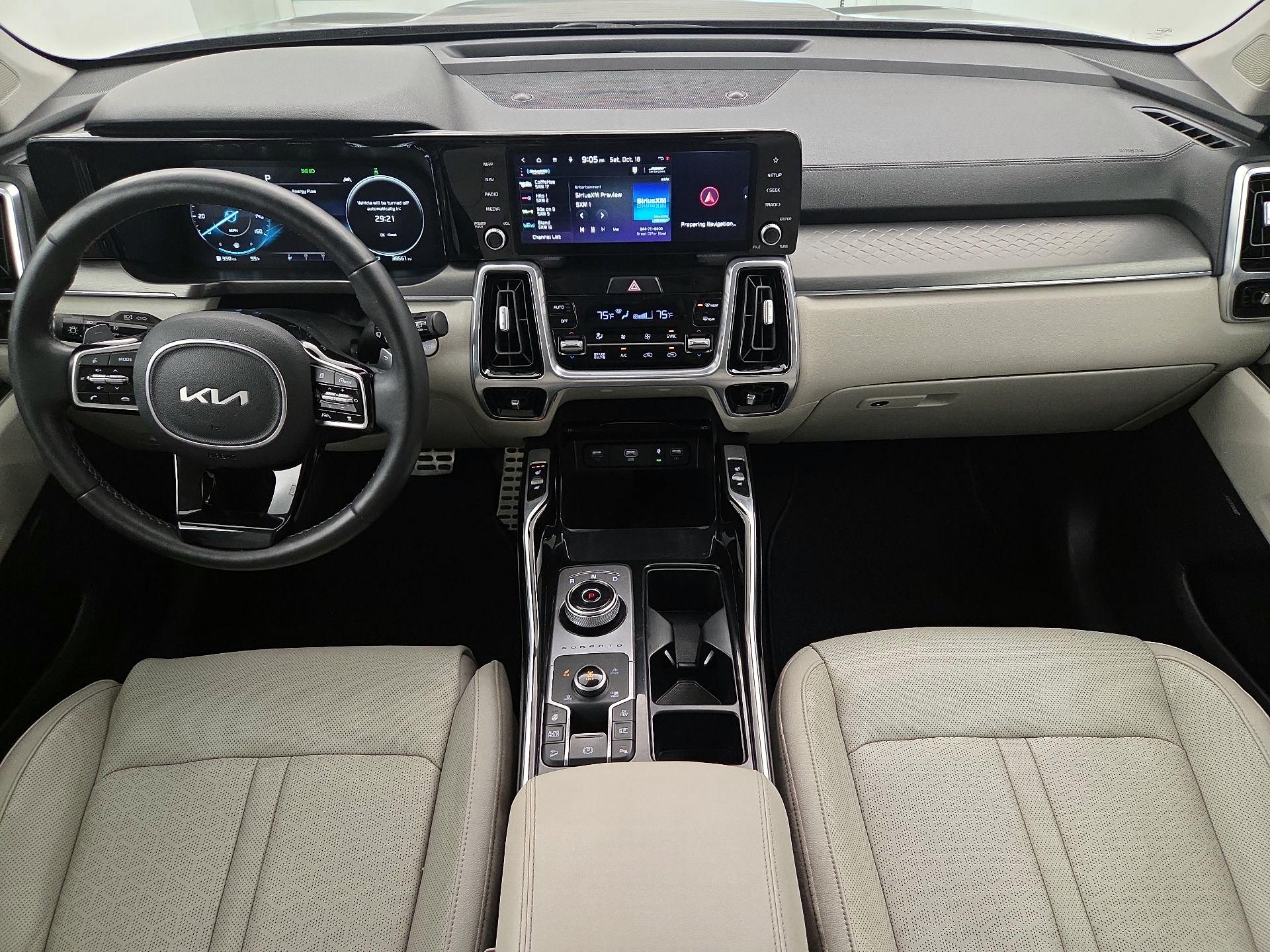 Thumbnail: 2023 Kia Sorento - 9