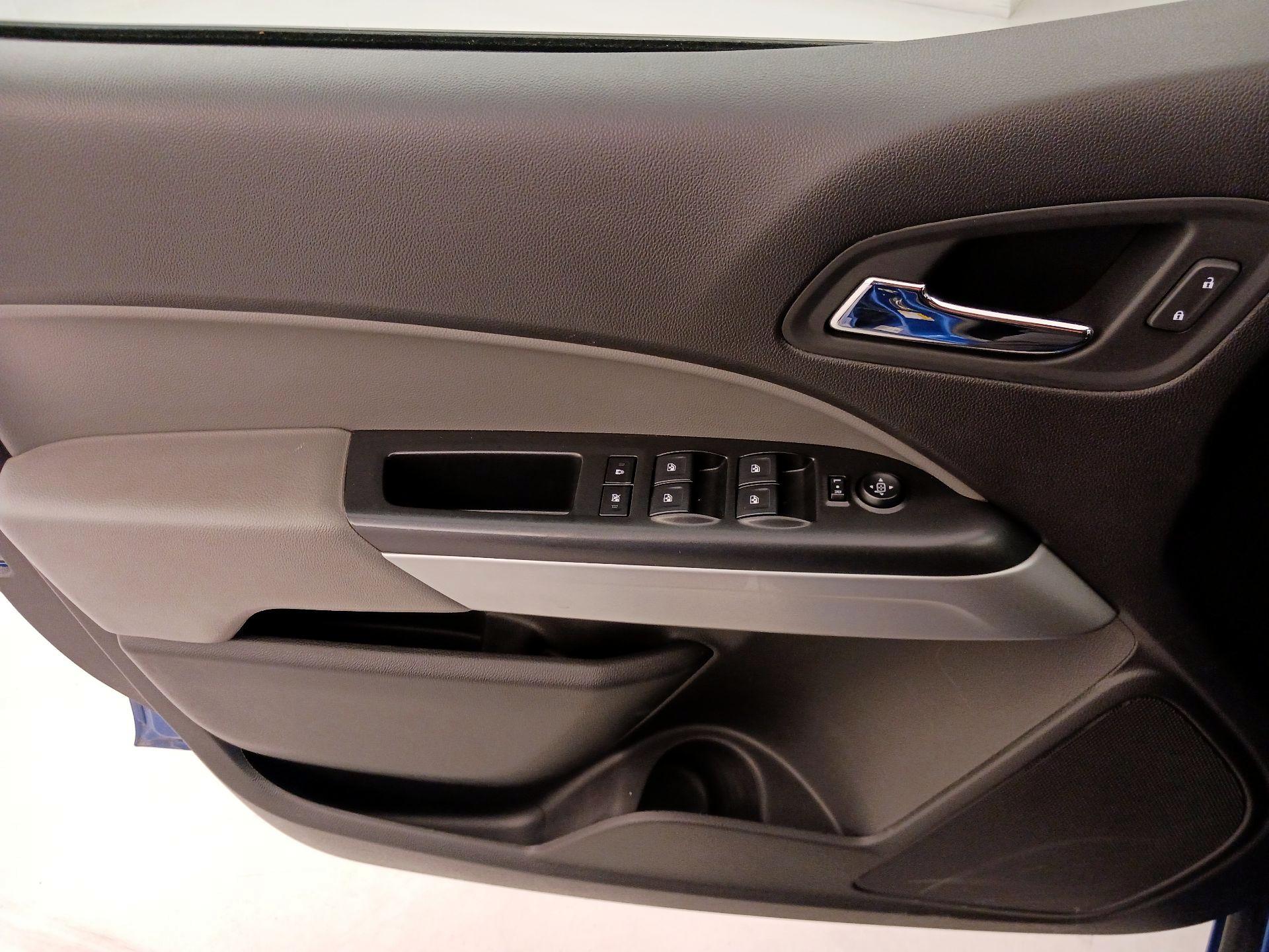 Thumbnail: 2018 Chevrolet Colorado - 12