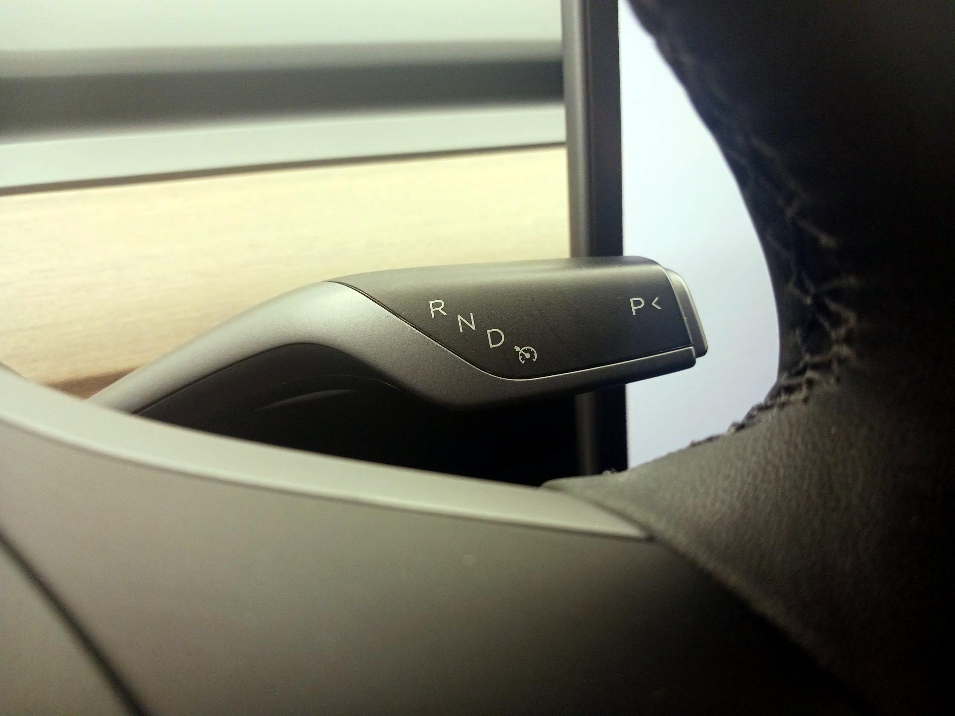 Thumbnail: 2022 Tesla Model 3 - 17
