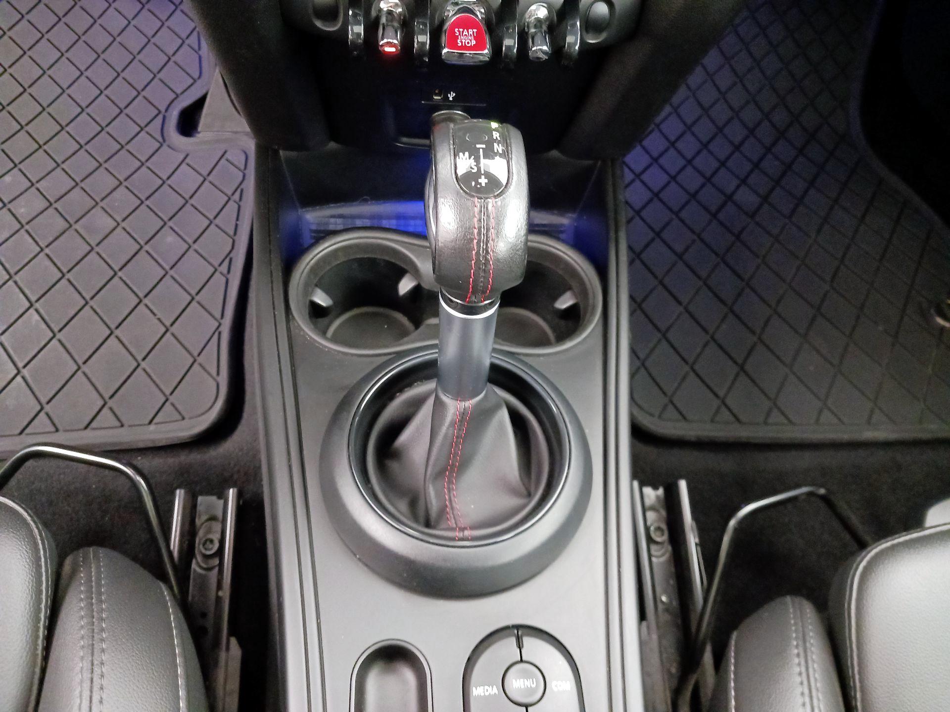Thumbnail: 2019 MINI Cooper Countryman - 17