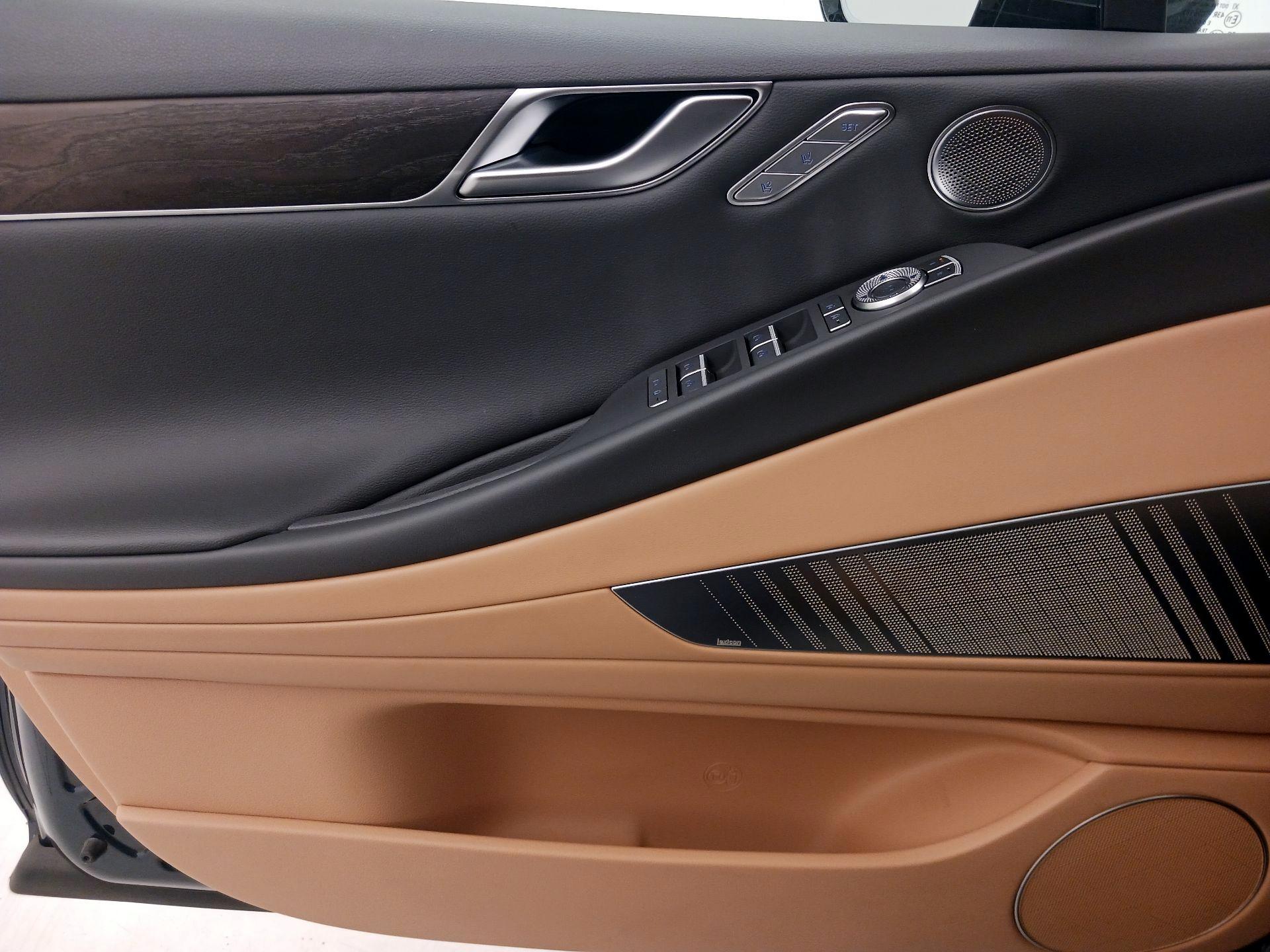 Thumbnail: 2021 Genesis G80 - 12