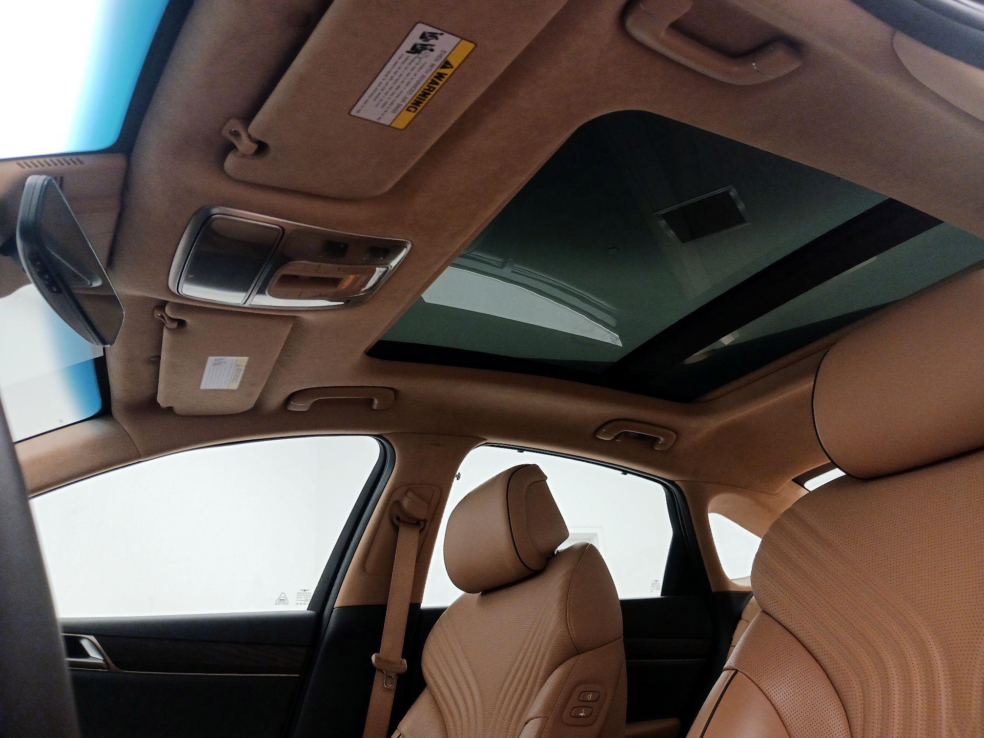 Thumbnail: 2021 Genesis G80 - 20