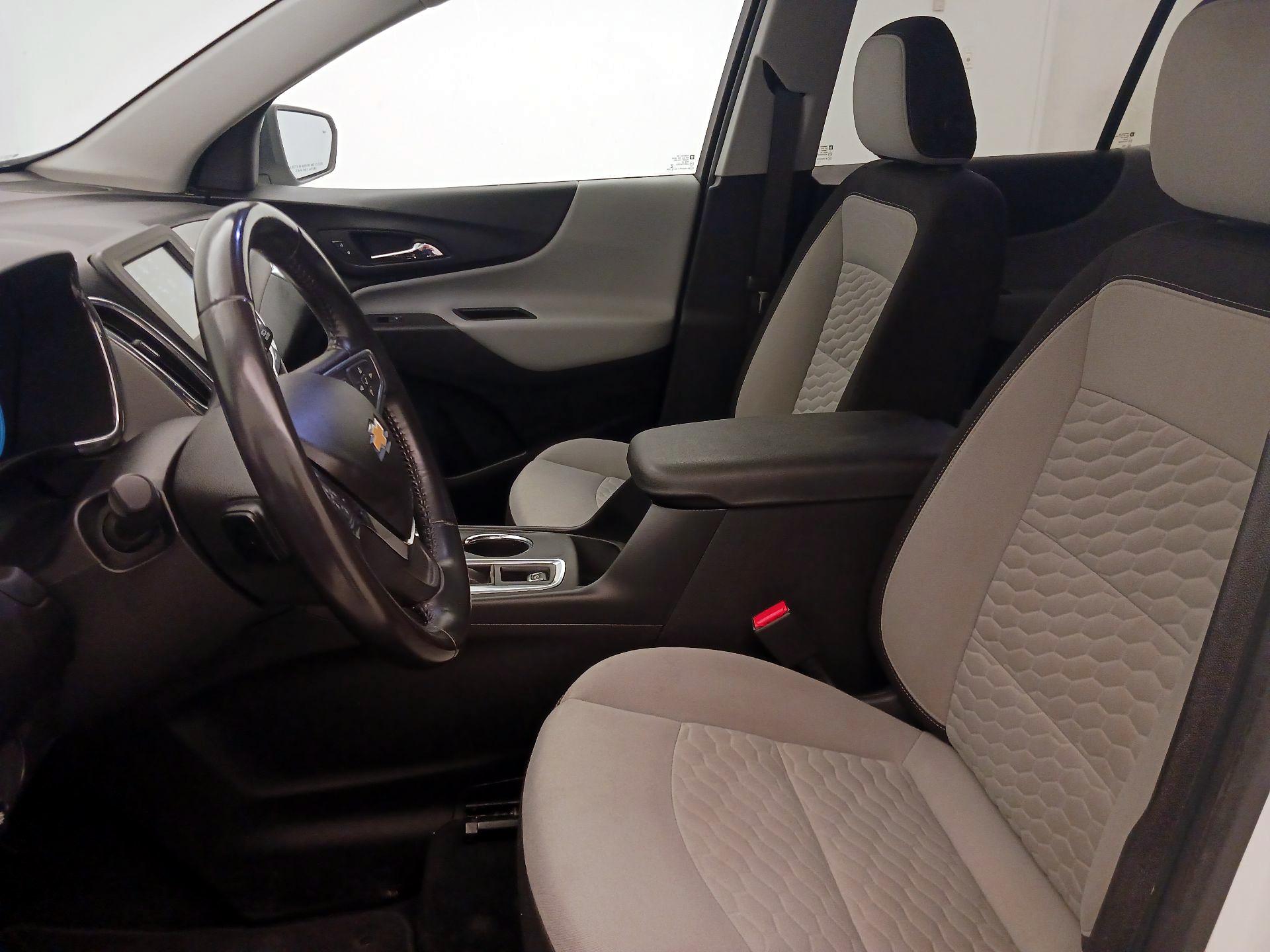 Thumbnail: 2018 Chevrolet Equinox - 11