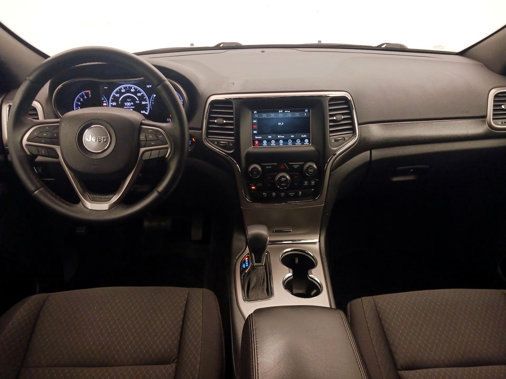 Thumbnail: 2018 Jeep Grand Cherokee - 9