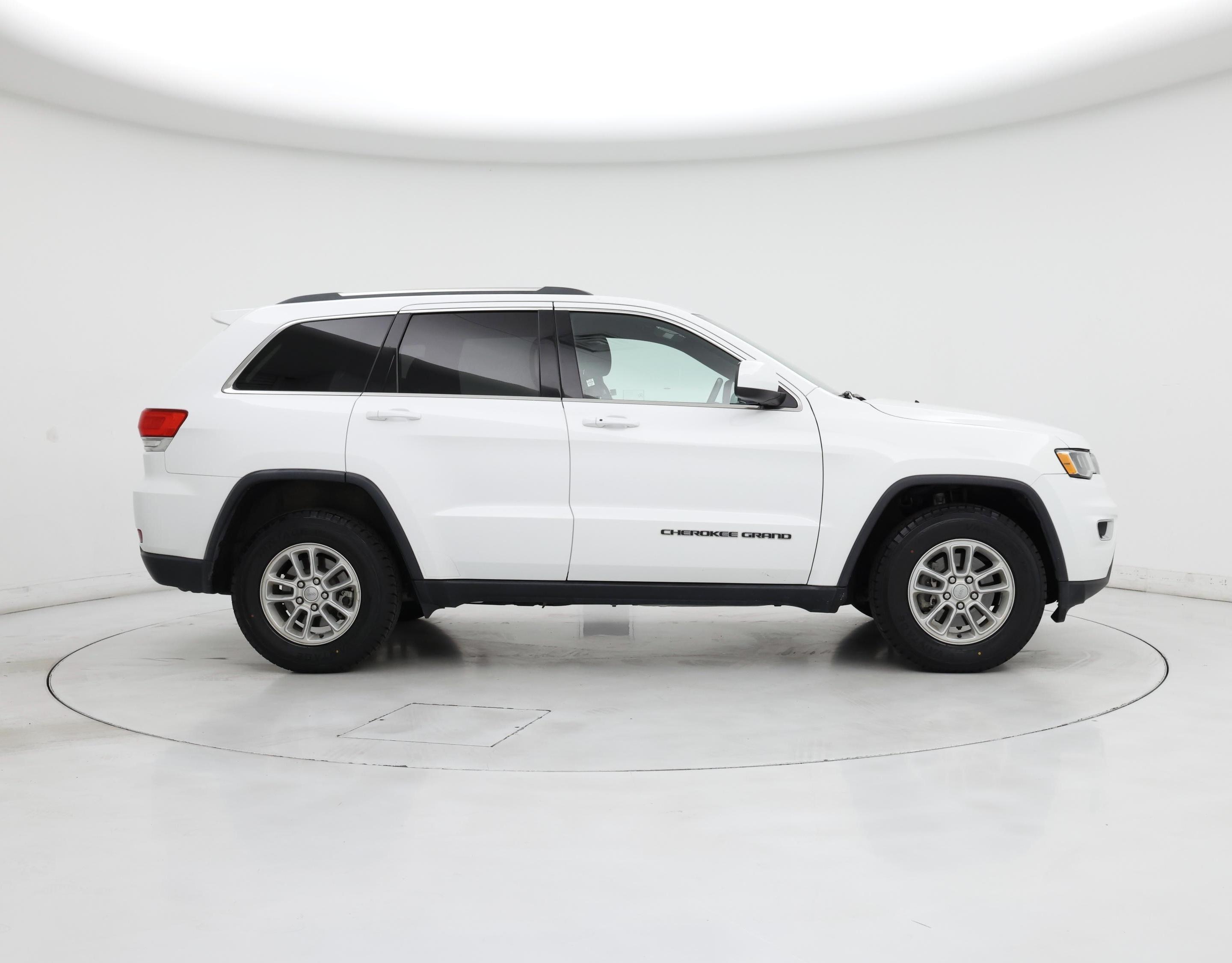 Thumbnail: 2018 Jeep Grand Cherokee - 7