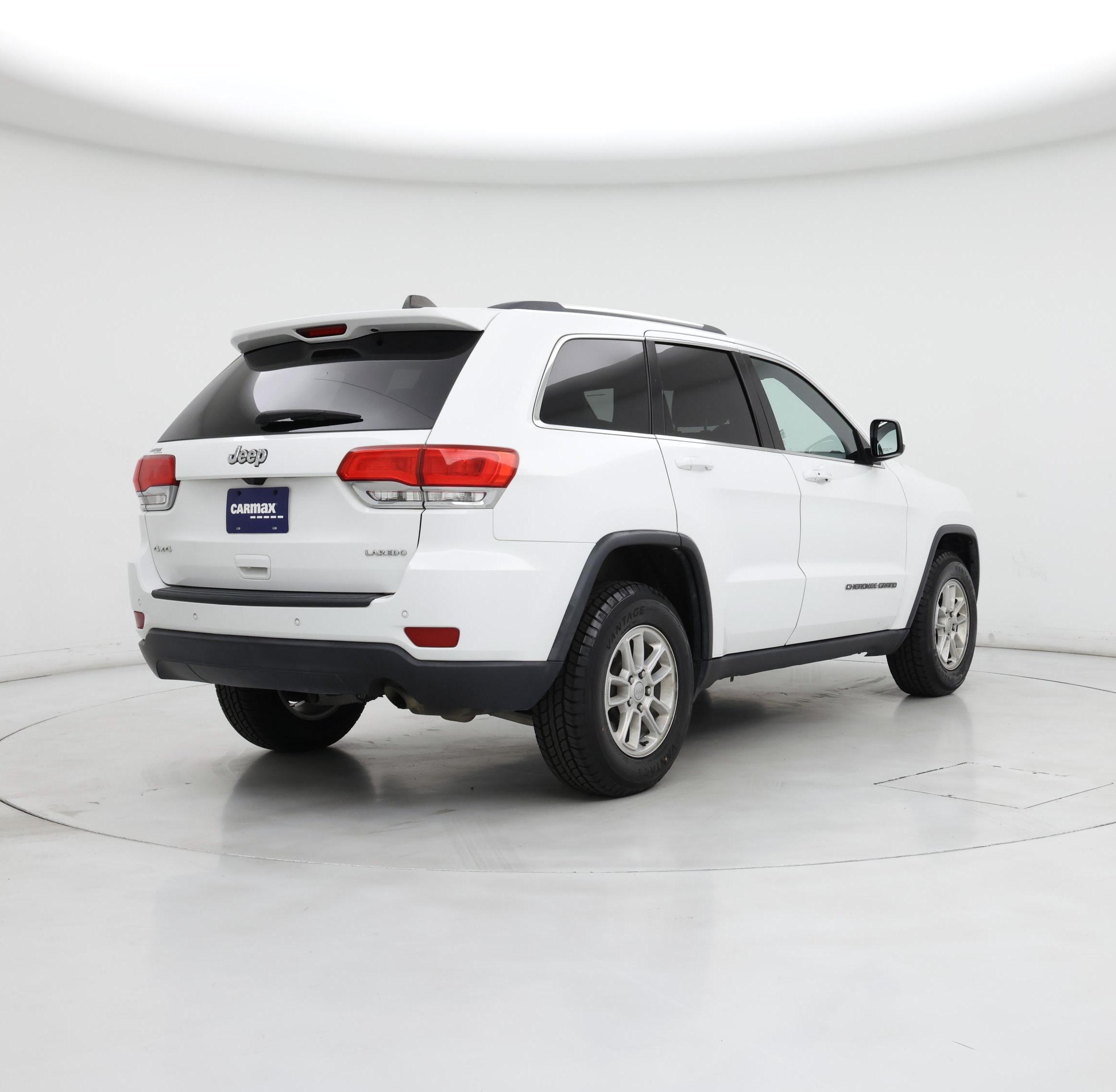 Thumbnail: 2018 Jeep Grand Cherokee - 8