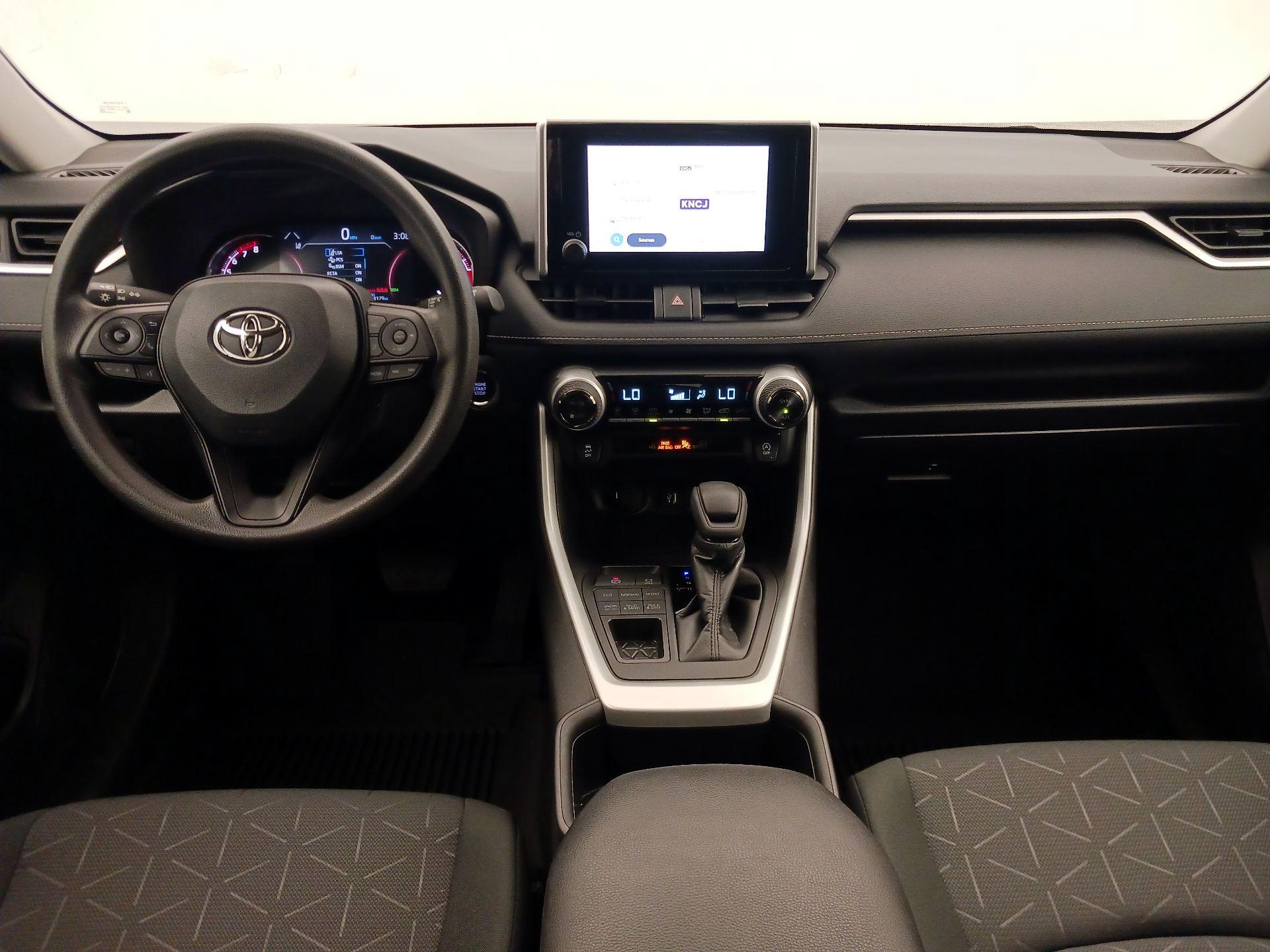 Thumbnail: 2024 Toyota RAV4 - 9