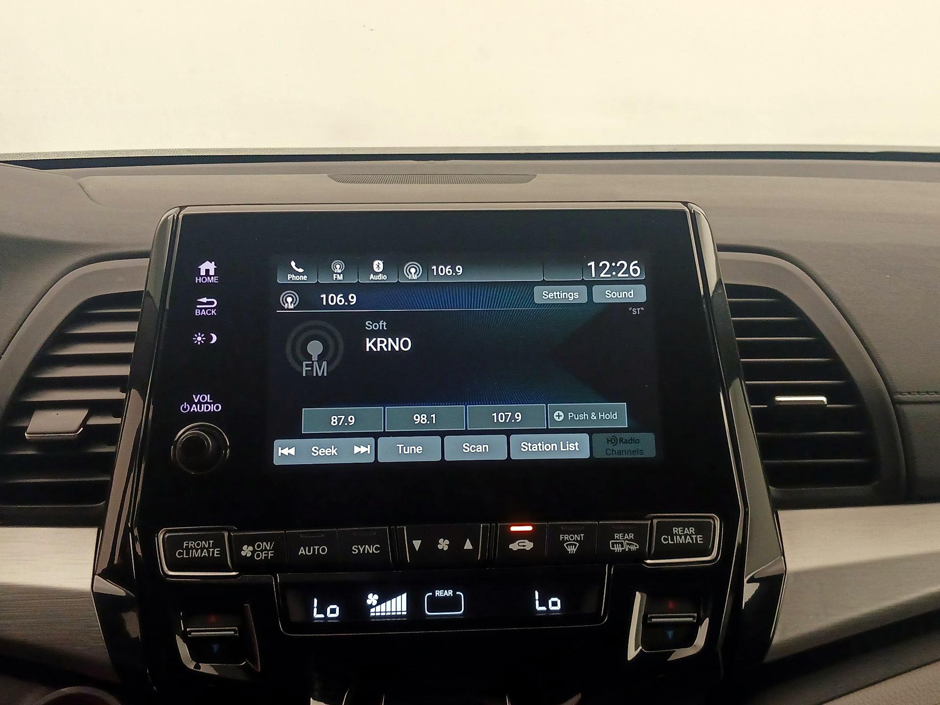 Thumbnail: 2019 Honda Odyssey - 15
