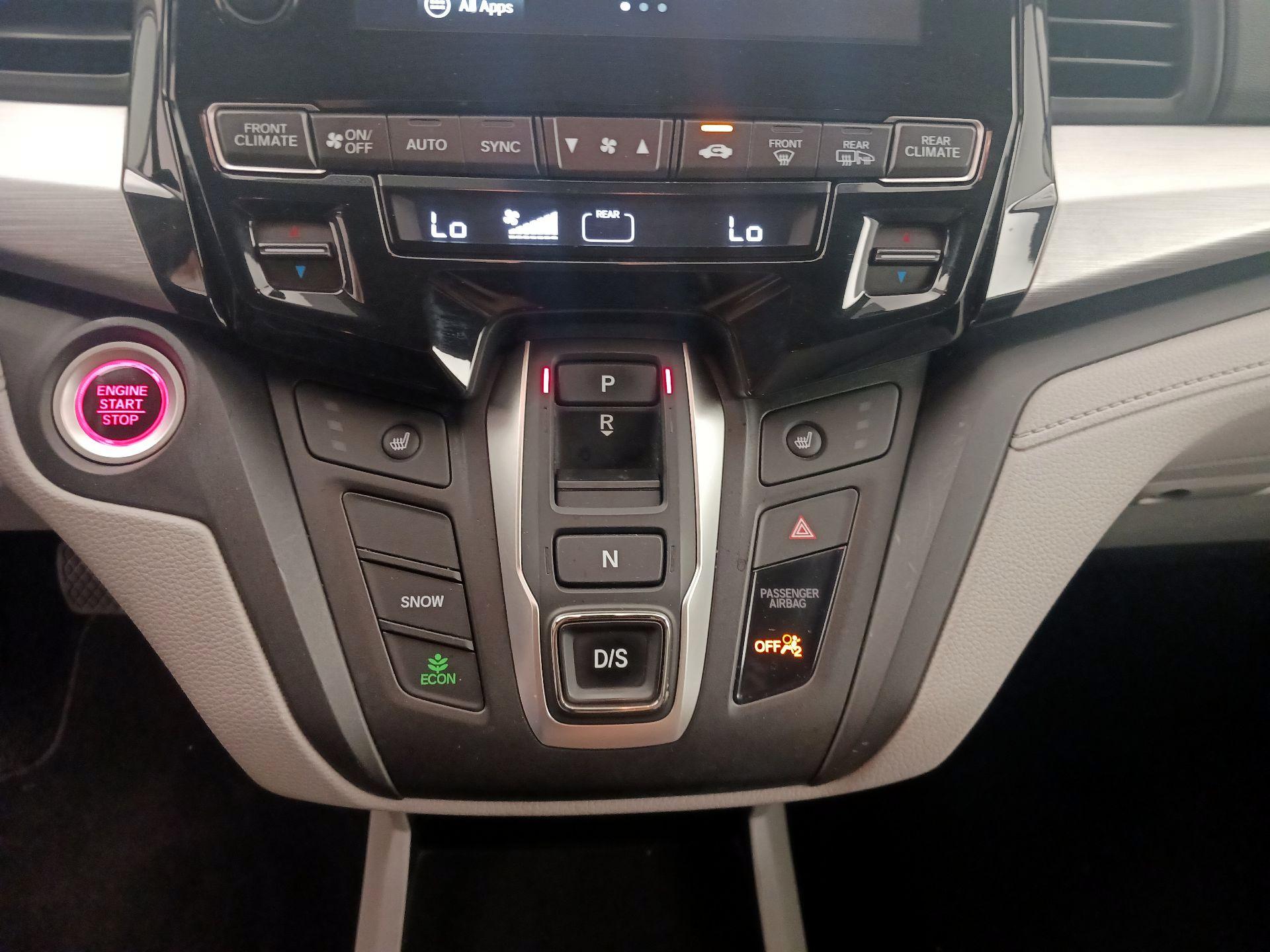 Thumbnail: 2019 Honda Odyssey - 17