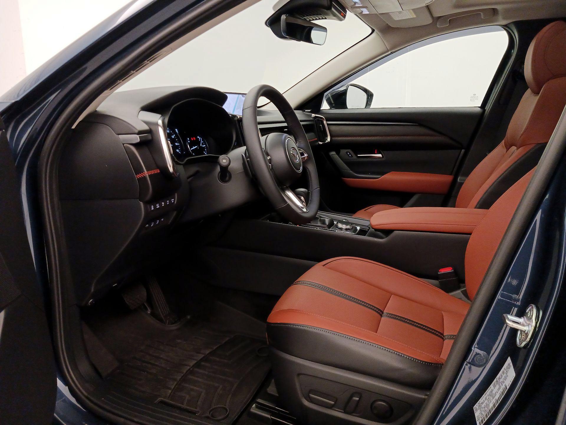 Thumbnail: 2025 Mazda CX-50 - 11