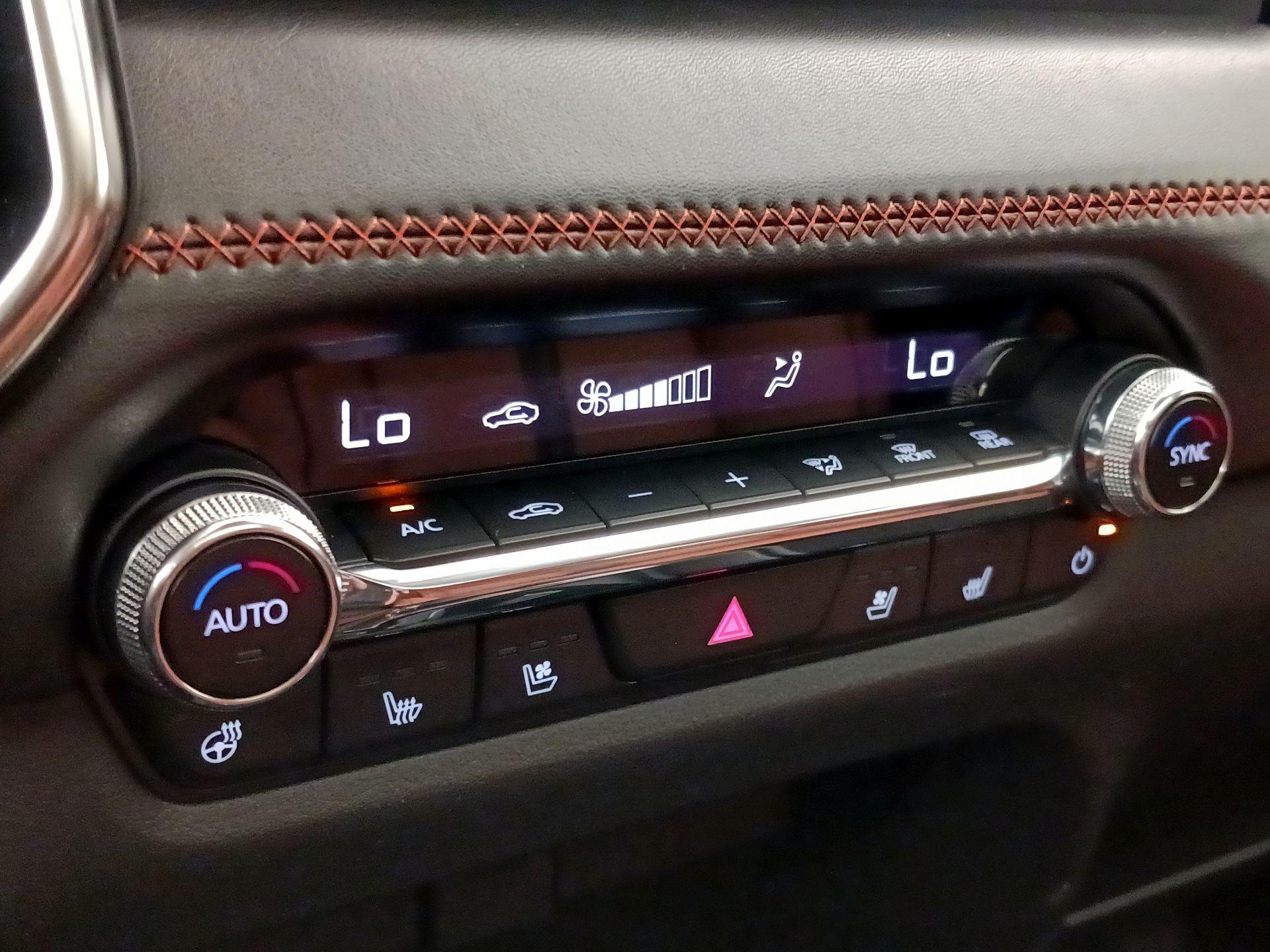 Thumbnail: 2025 Mazda CX-50 - 17