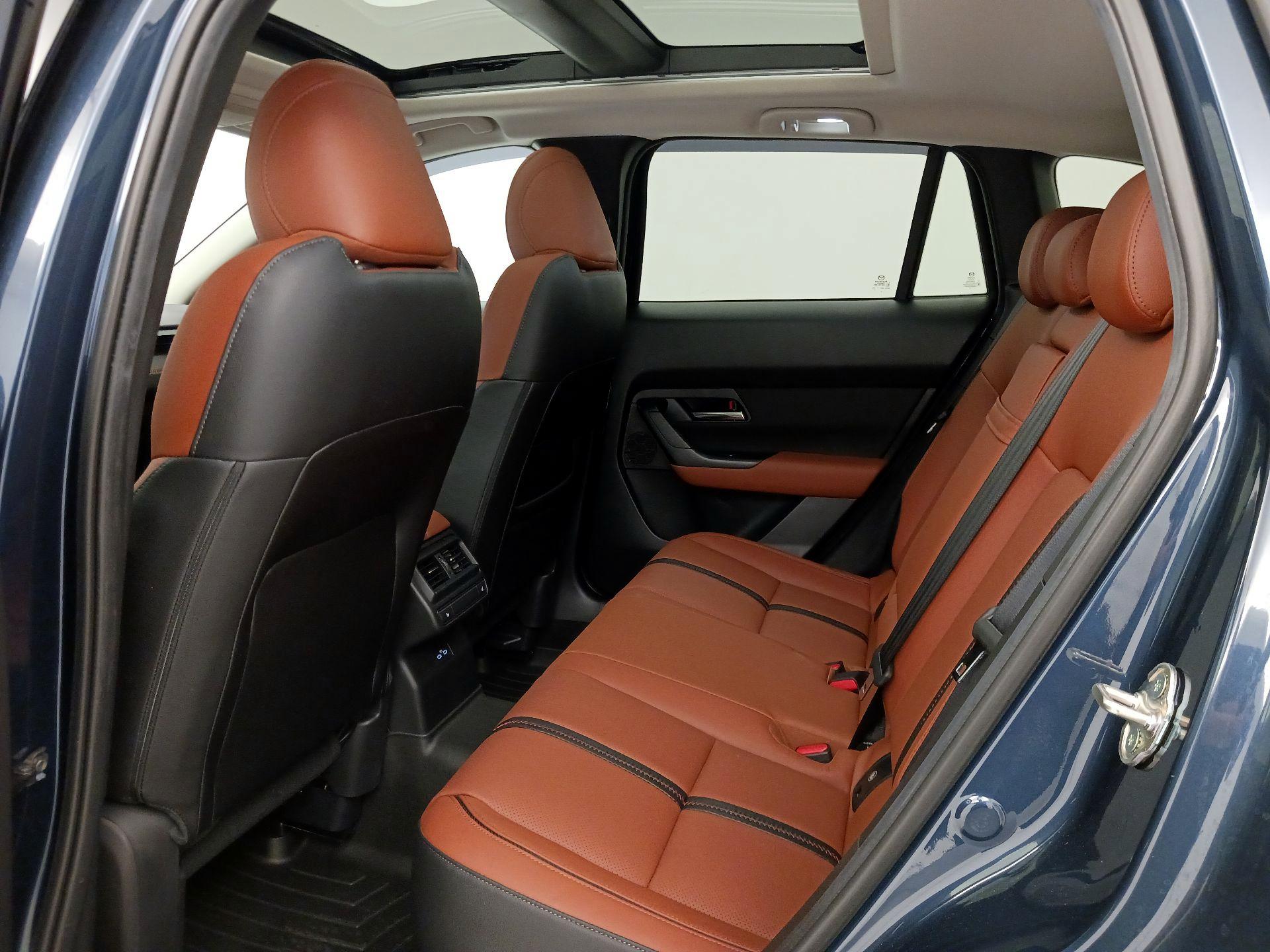 Thumbnail: 2025 Mazda CX-50 - 20