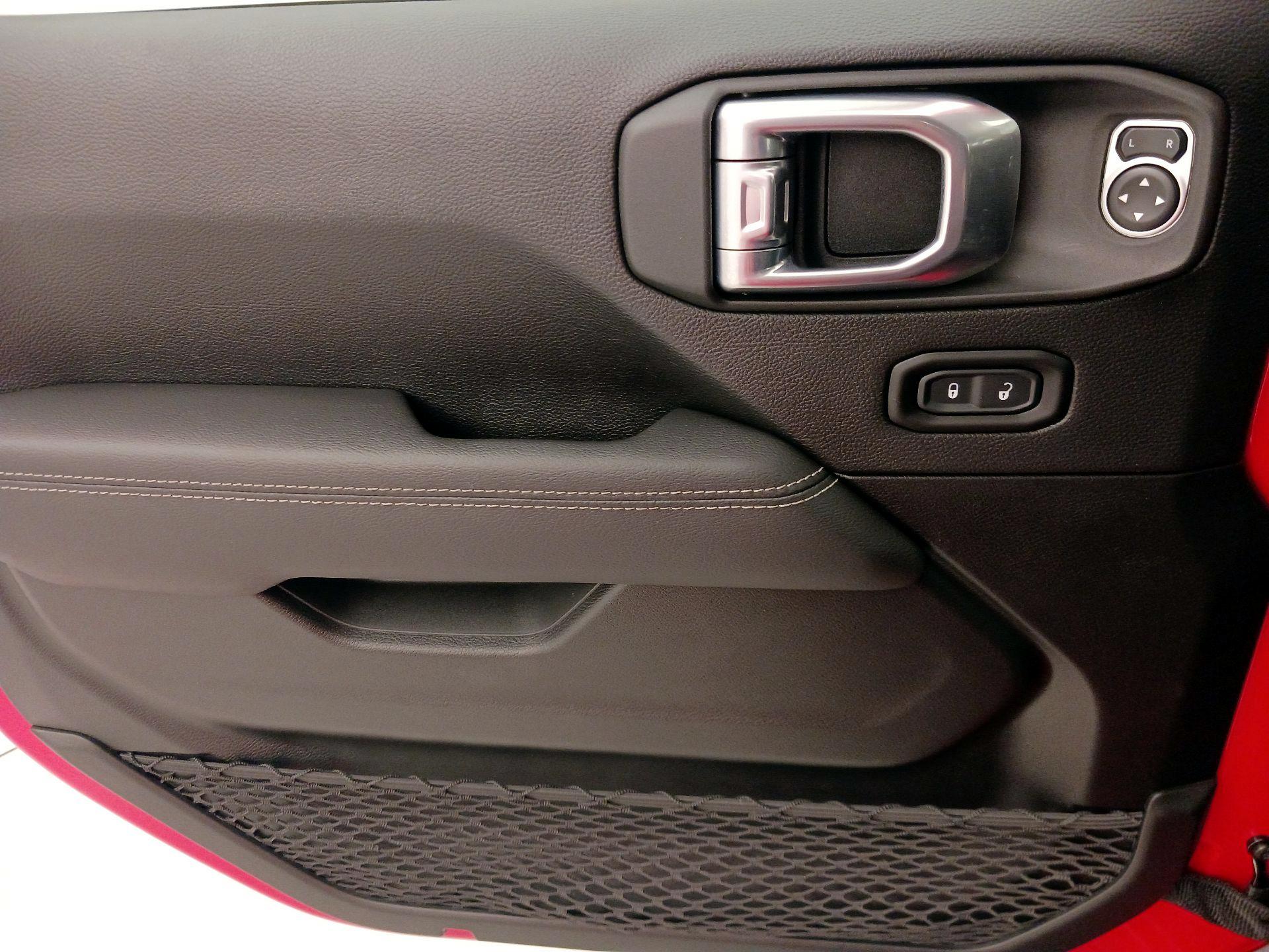 Thumbnail: 2021 Jeep Gladiator - 12