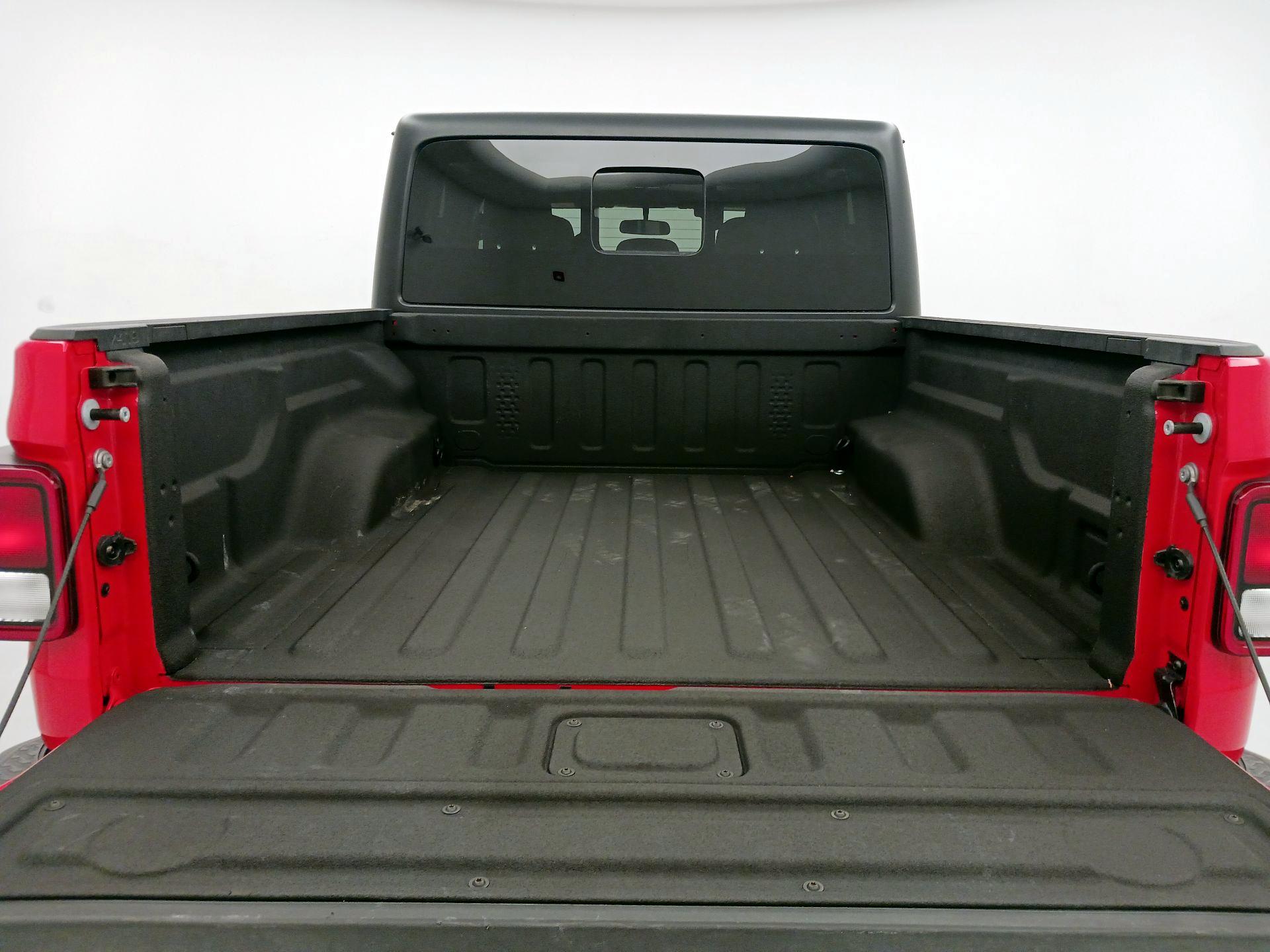 Thumbnail: 2021 Jeep Gladiator - 20