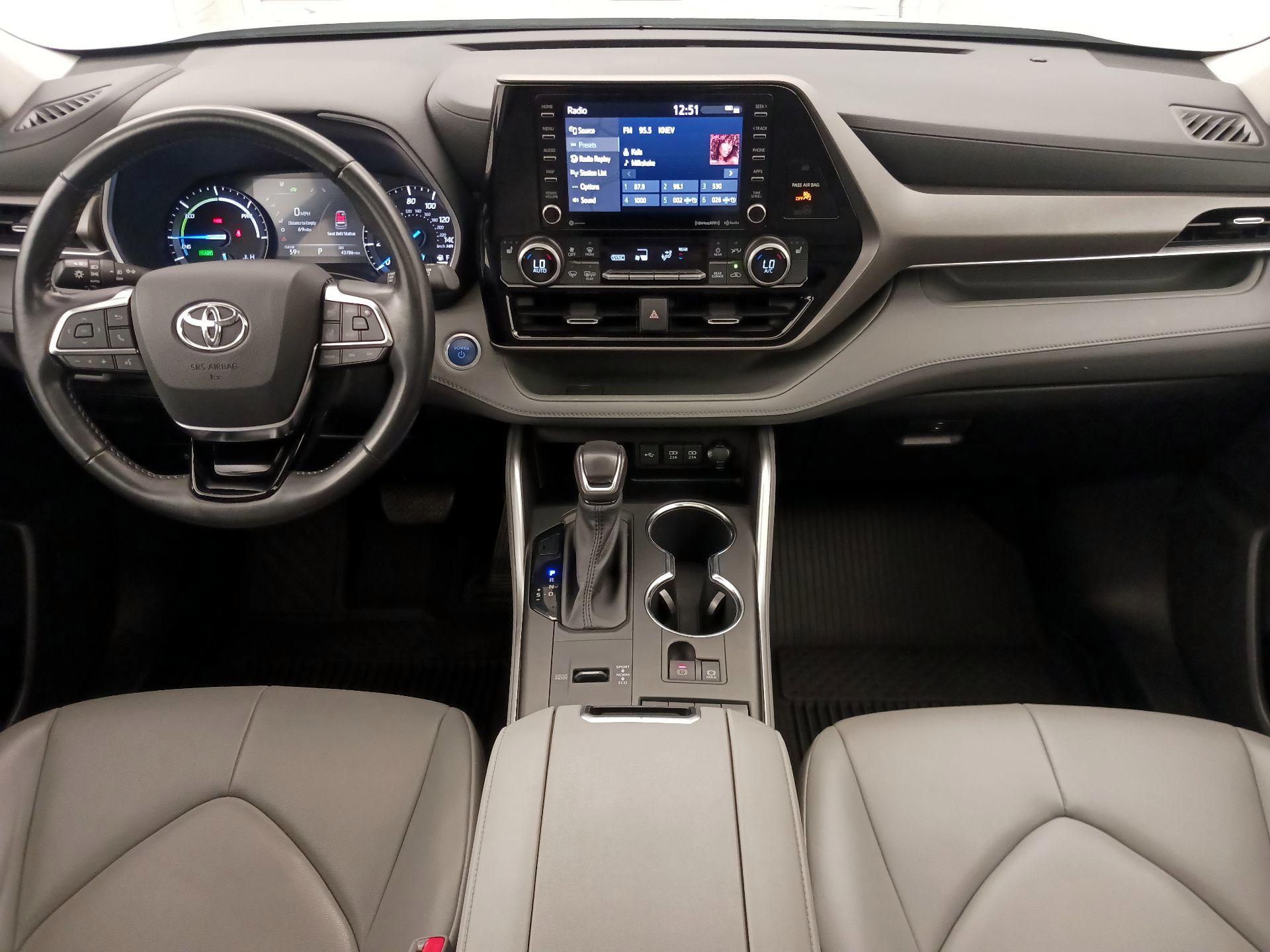 Thumbnail: 2021 Toyota Highlander - 9