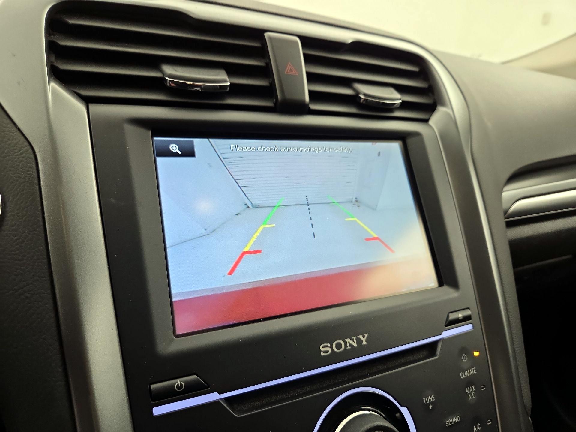 Thumbnail: 2014 Ford Fusion - 14