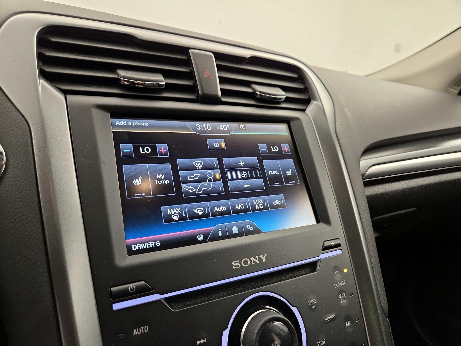 Thumbnail: 2014 Ford Fusion - 16