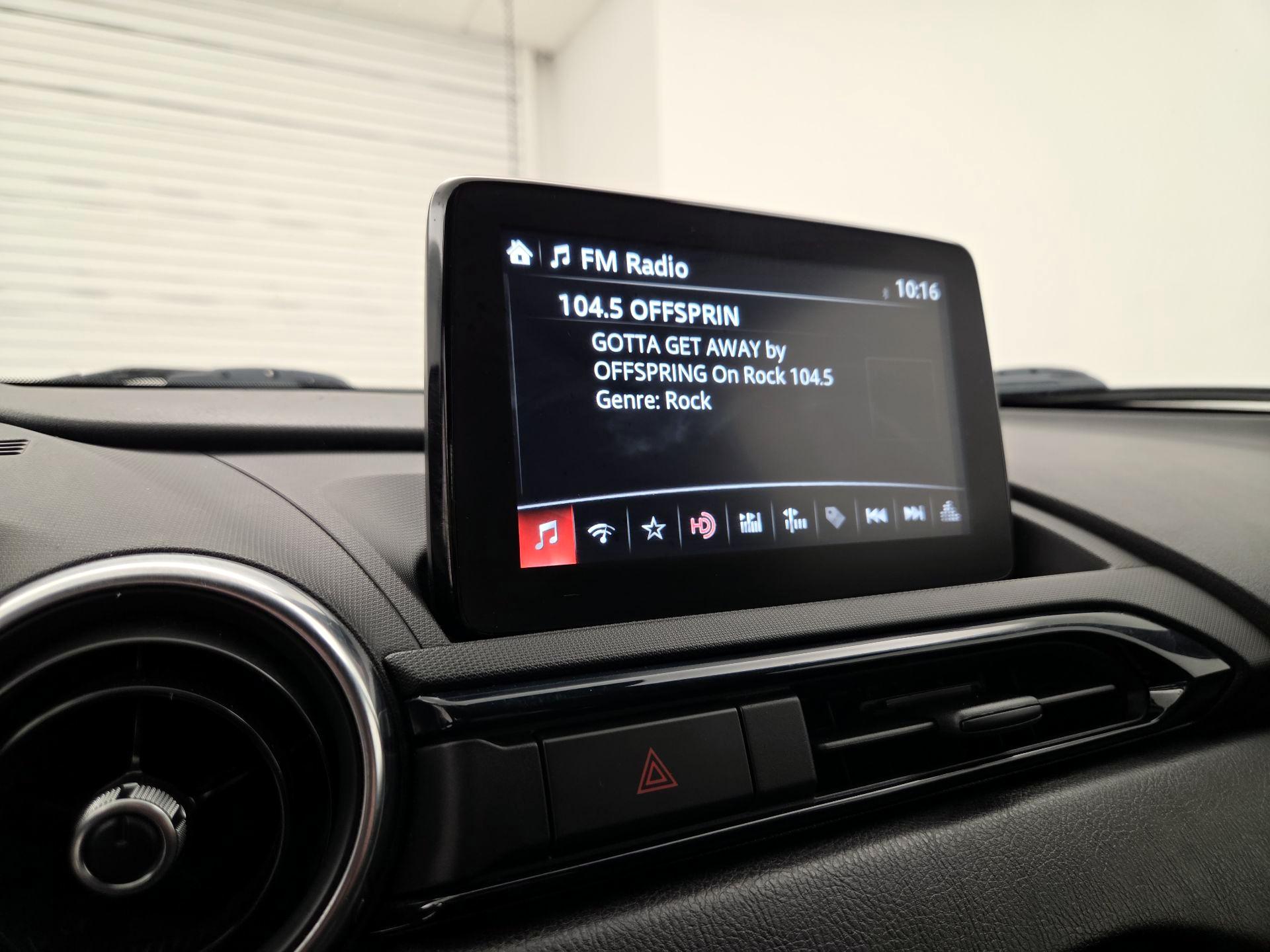 Thumbnail: 2018 Mazda MX-5 Miata - 15