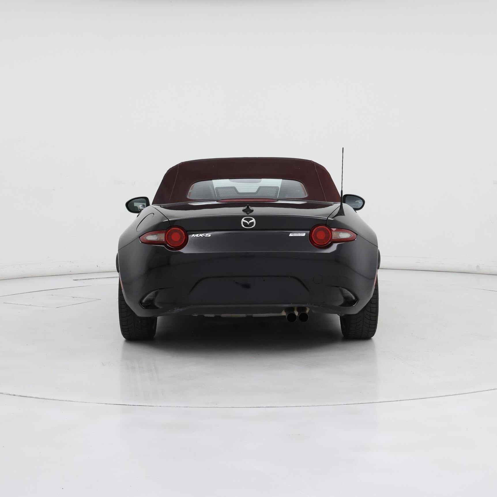 Thumbnail: 2018 Mazda MX-5 Miata - 6