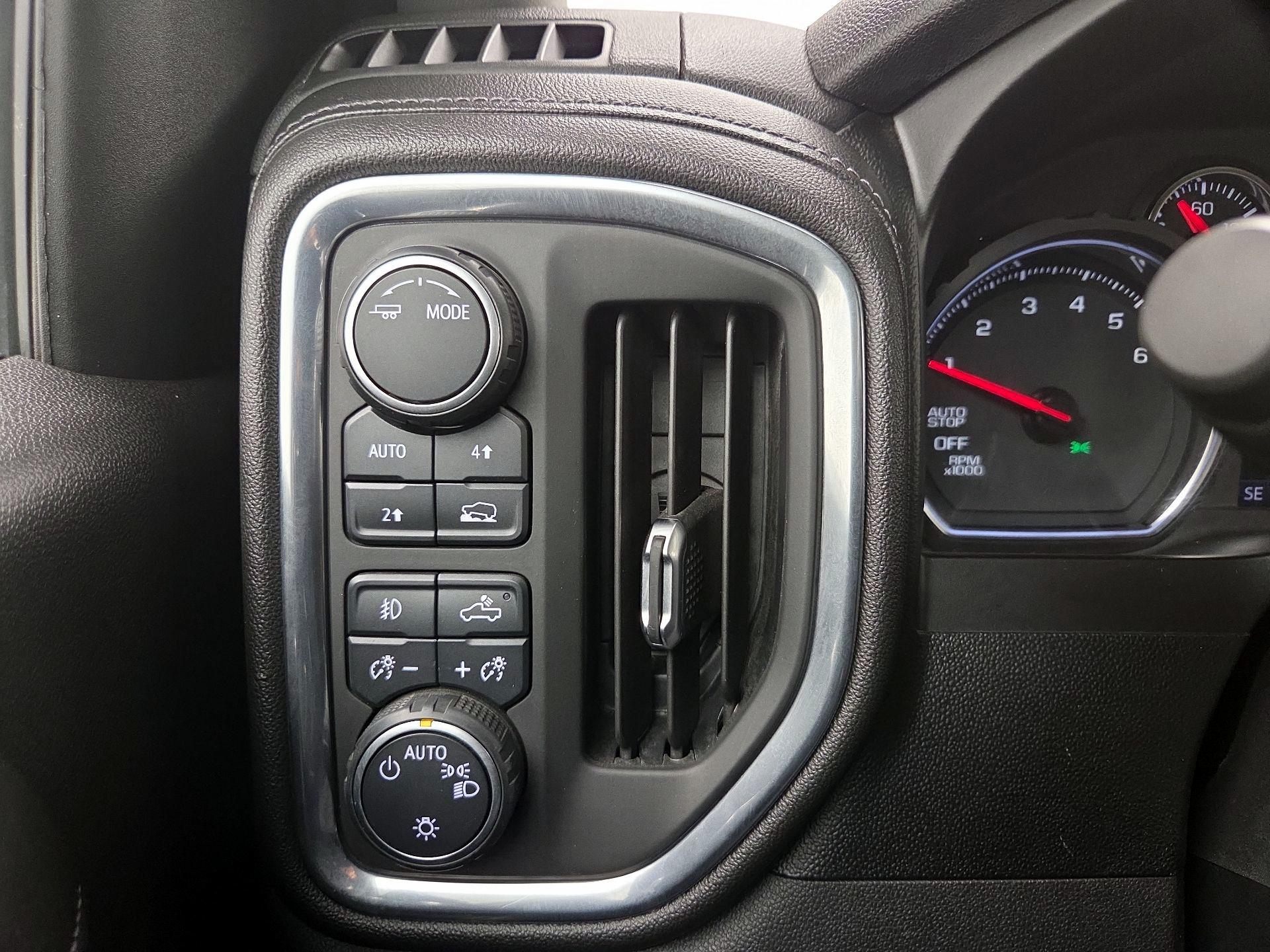 Thumbnail: 2021 Chevrolet Silverado 1500 - 13
