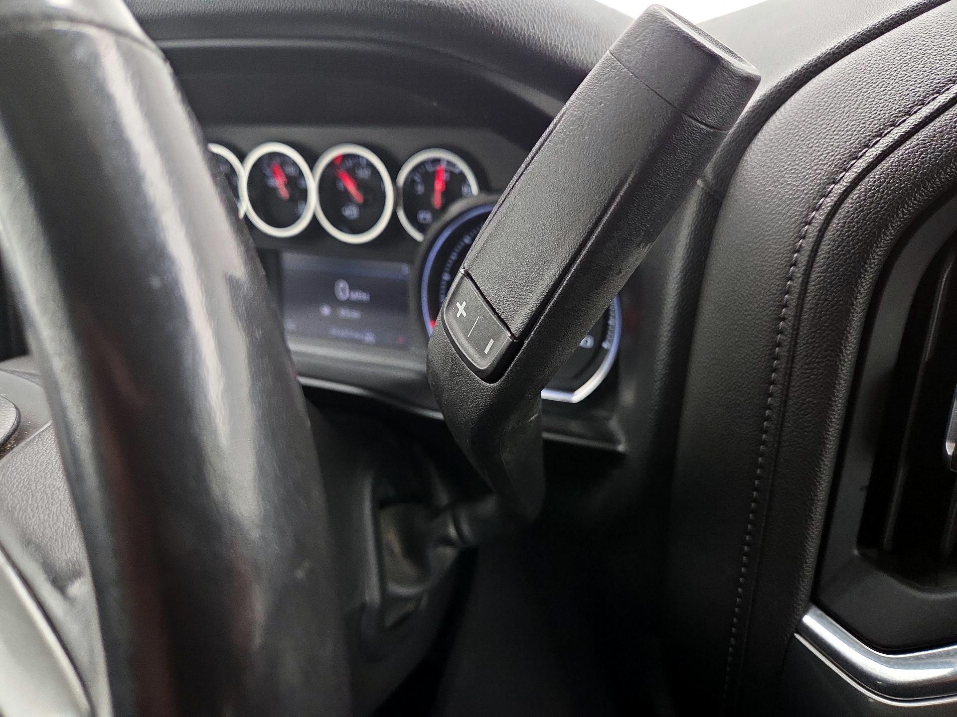 Thumbnail: 2021 Chevrolet Silverado 1500 - 17