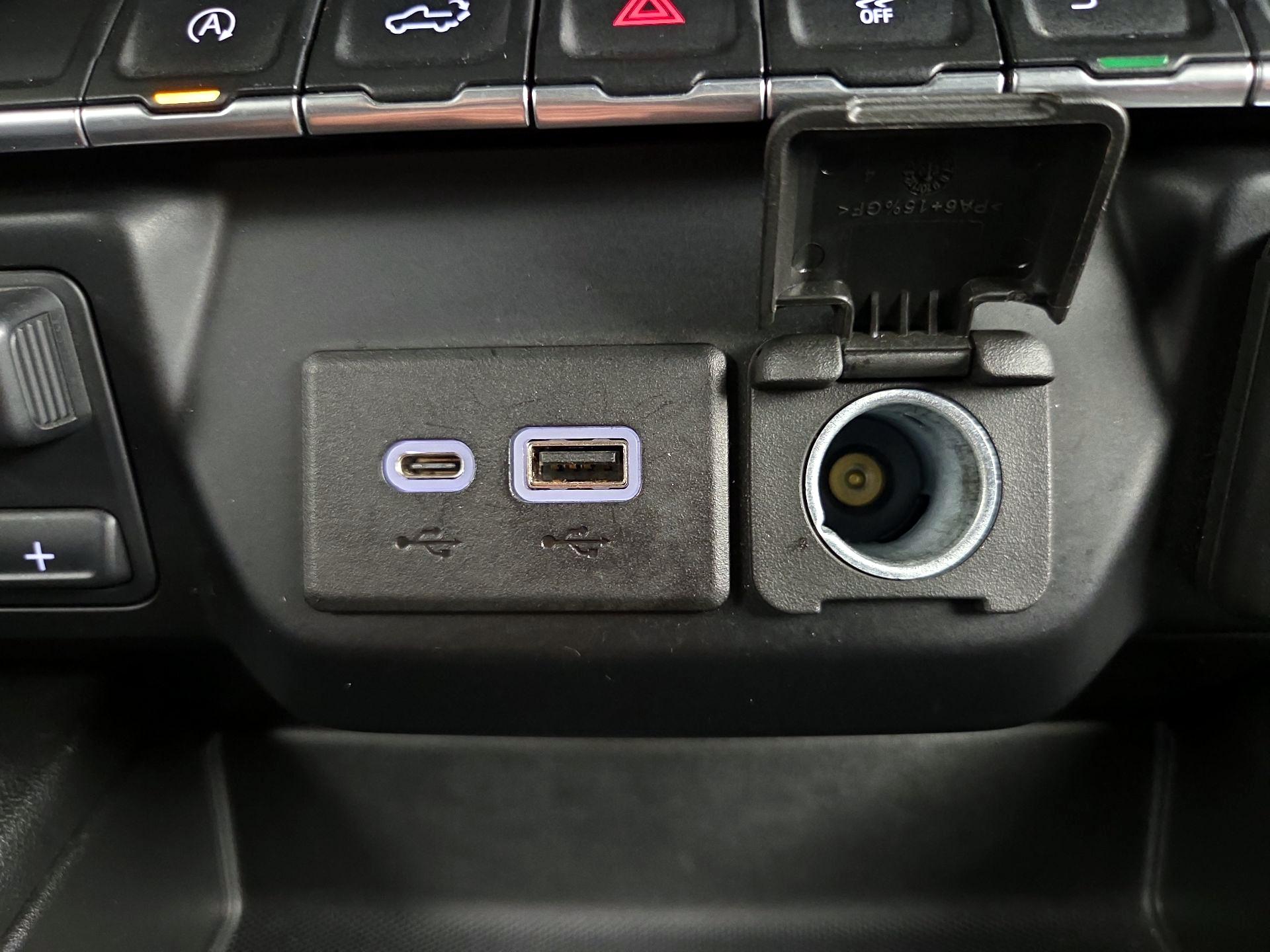 Thumbnail: 2021 Chevrolet Silverado 1500 - 18