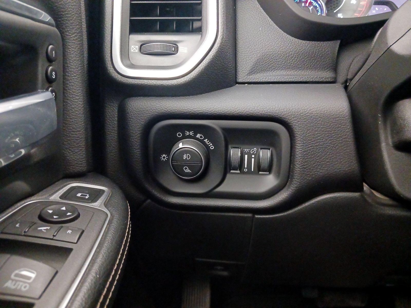 View 14