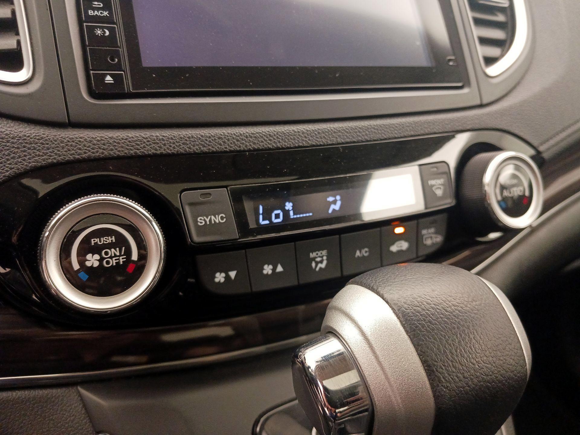 Thumbnail: 2015 Honda CR-V - 16
