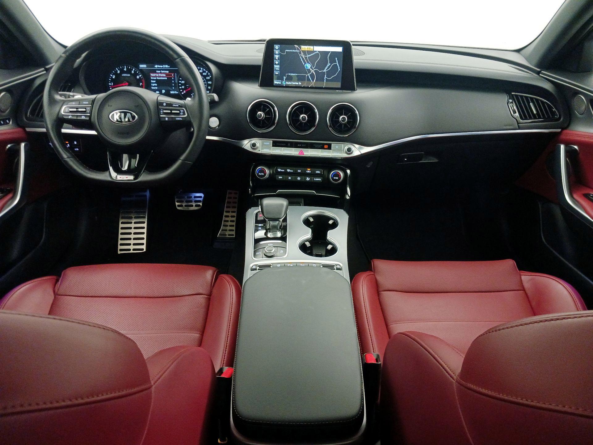 Thumbnail: 2019 Kia Stinger - 9