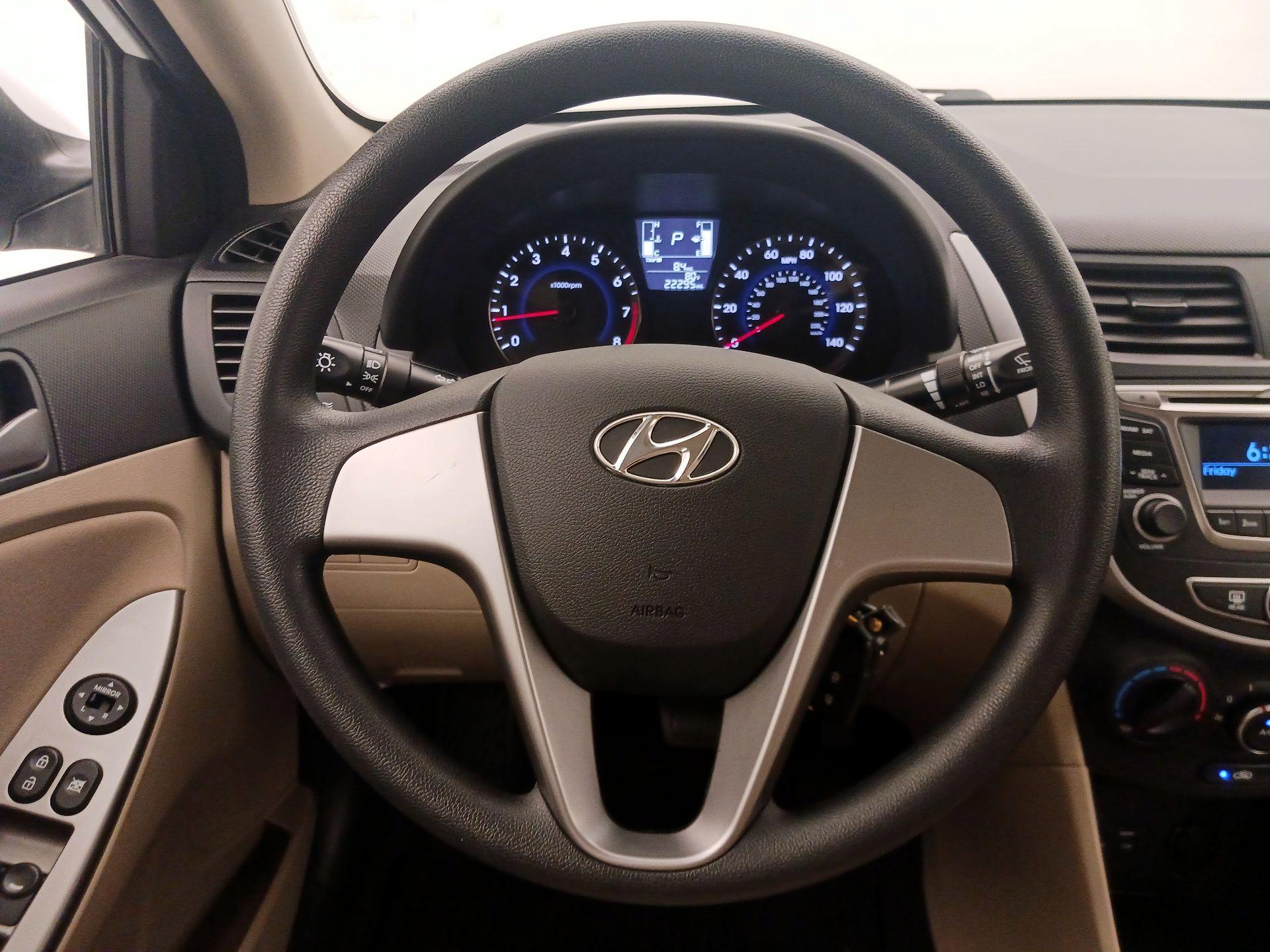 Thumbnail: 2016 Hyundai Accent - 10