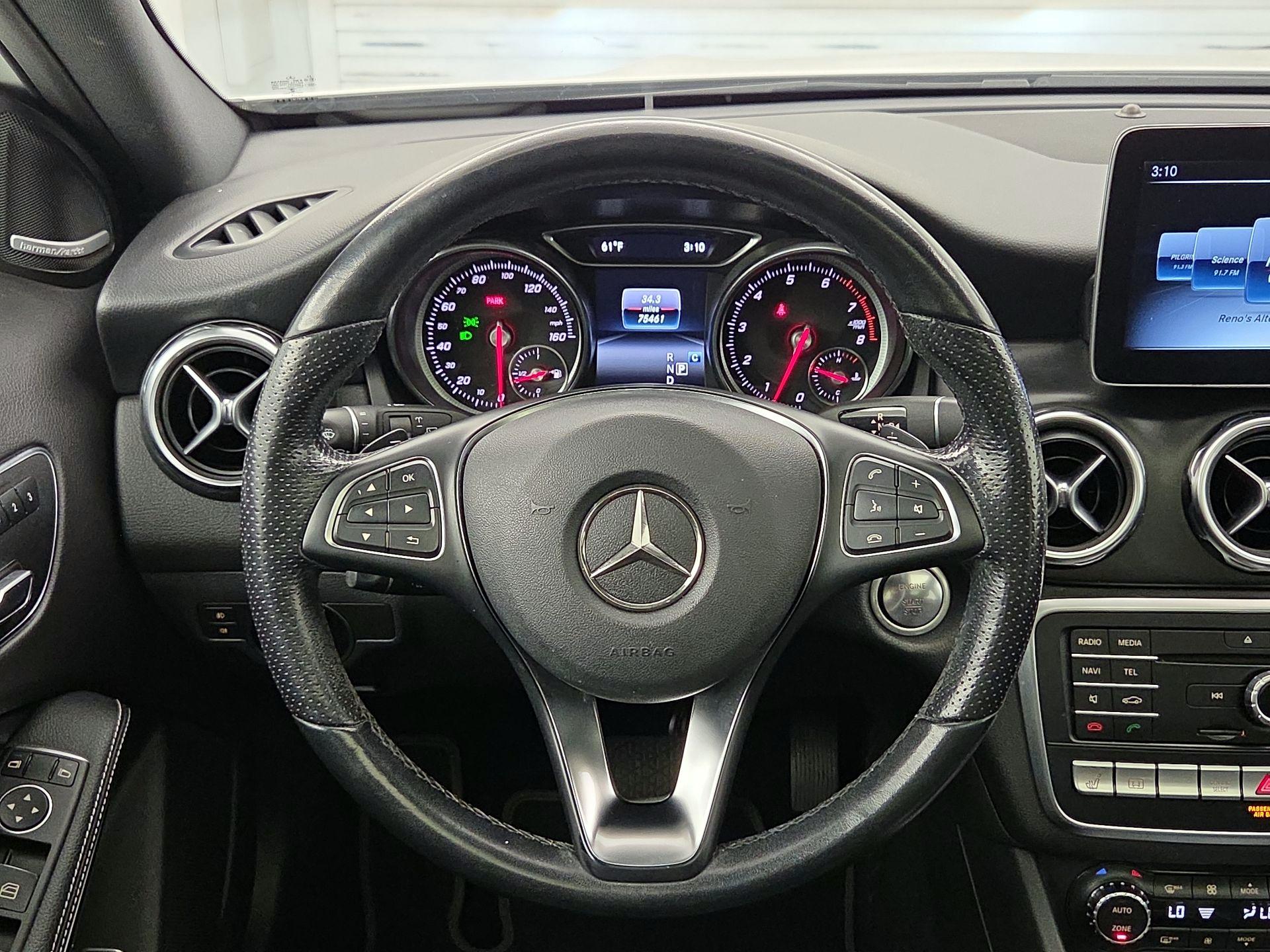 Thumbnail: 2019 Mercedes-Benz GLA - 10