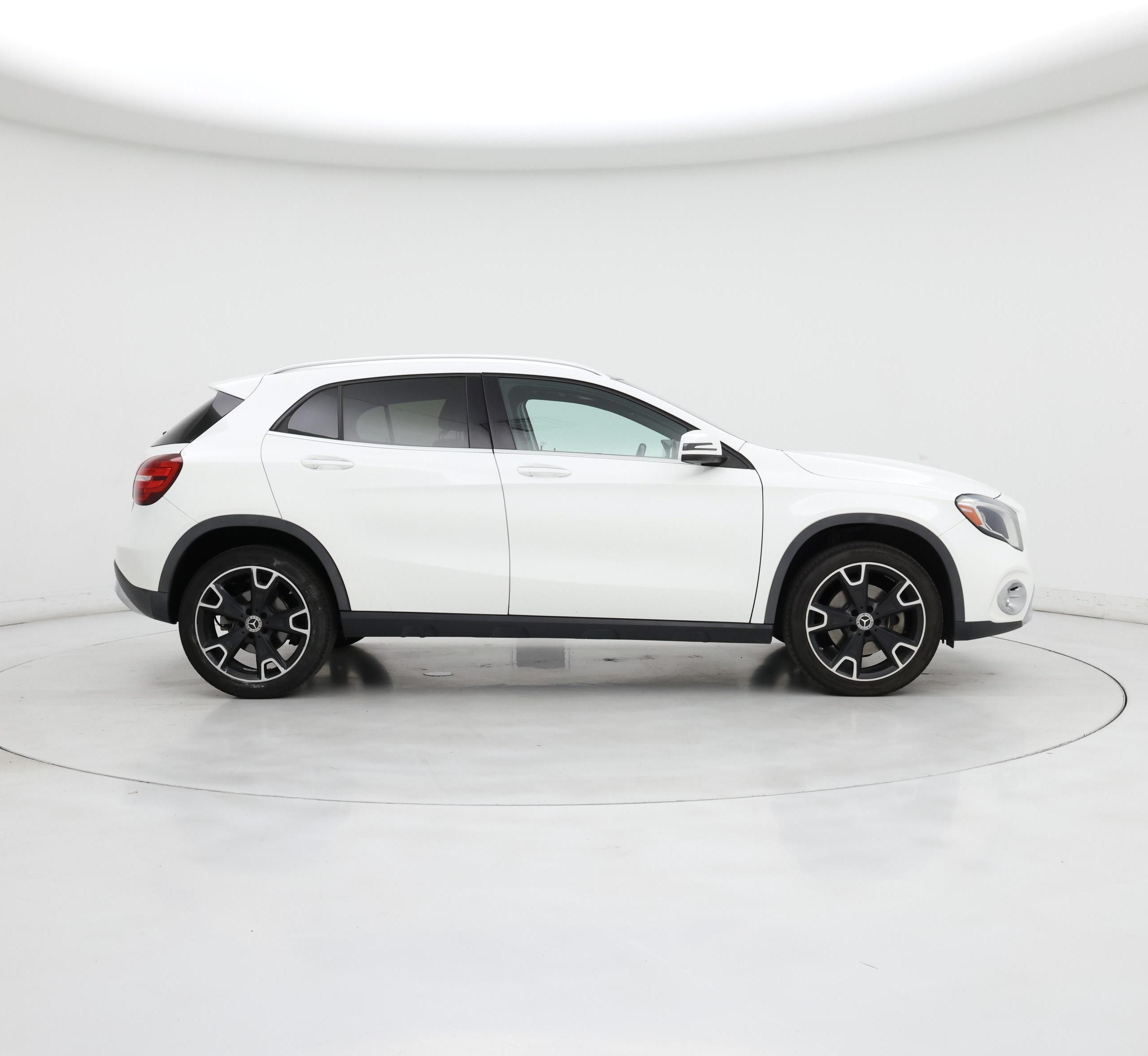 Thumbnail: 2019 Mercedes-Benz GLA - 7