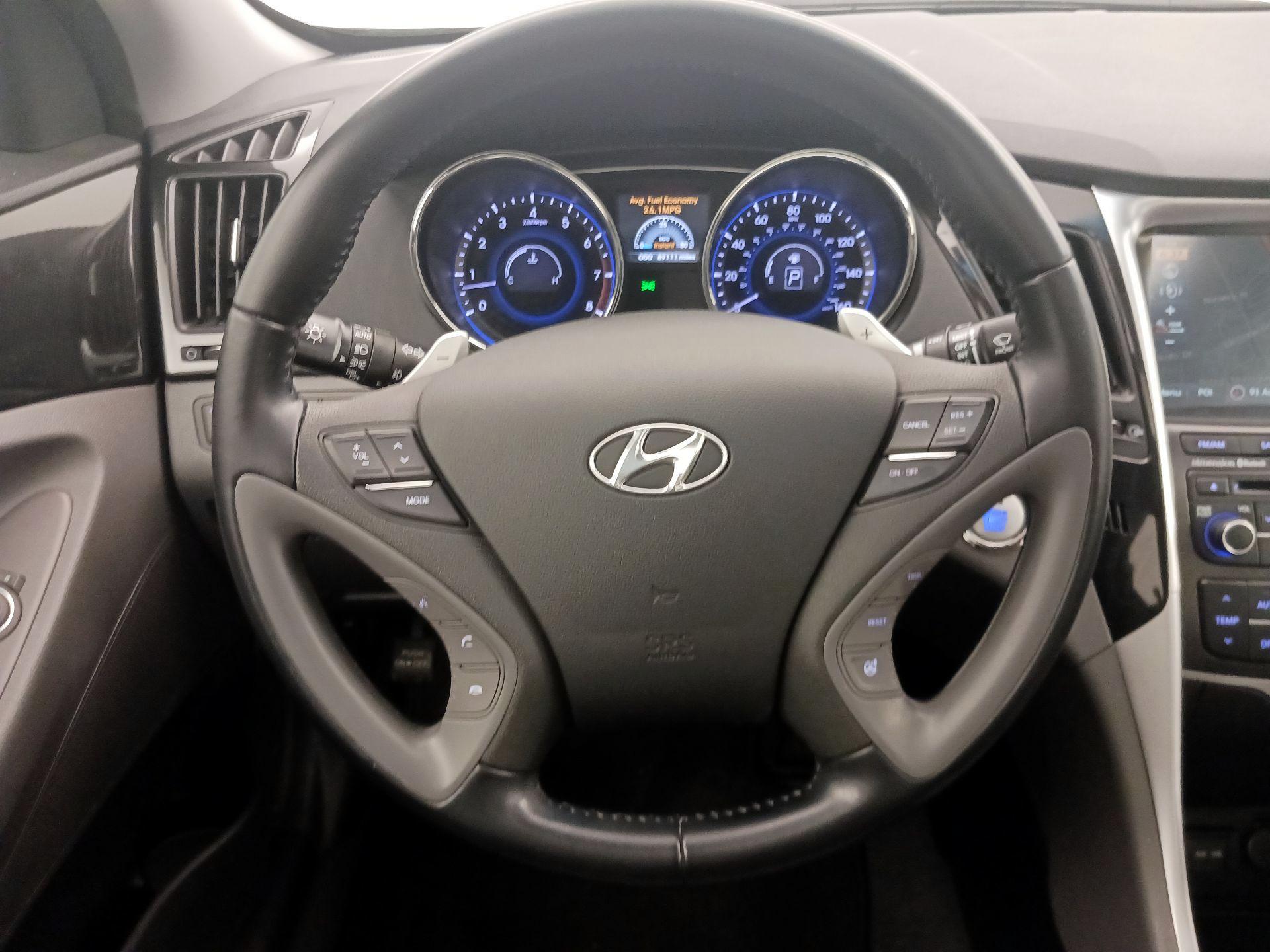 Thumbnail: 2014 Hyundai Sonata - 10