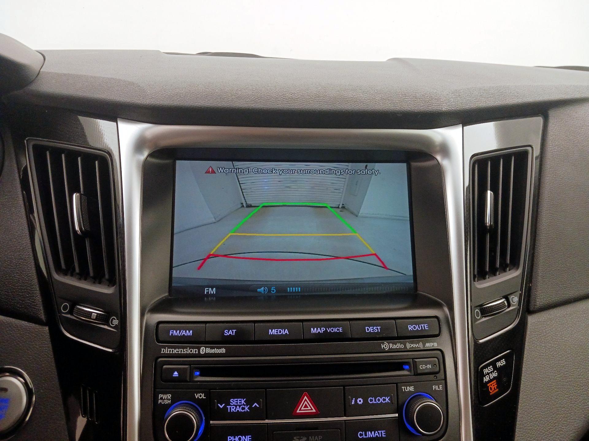 Thumbnail: 2014 Hyundai Sonata - 15